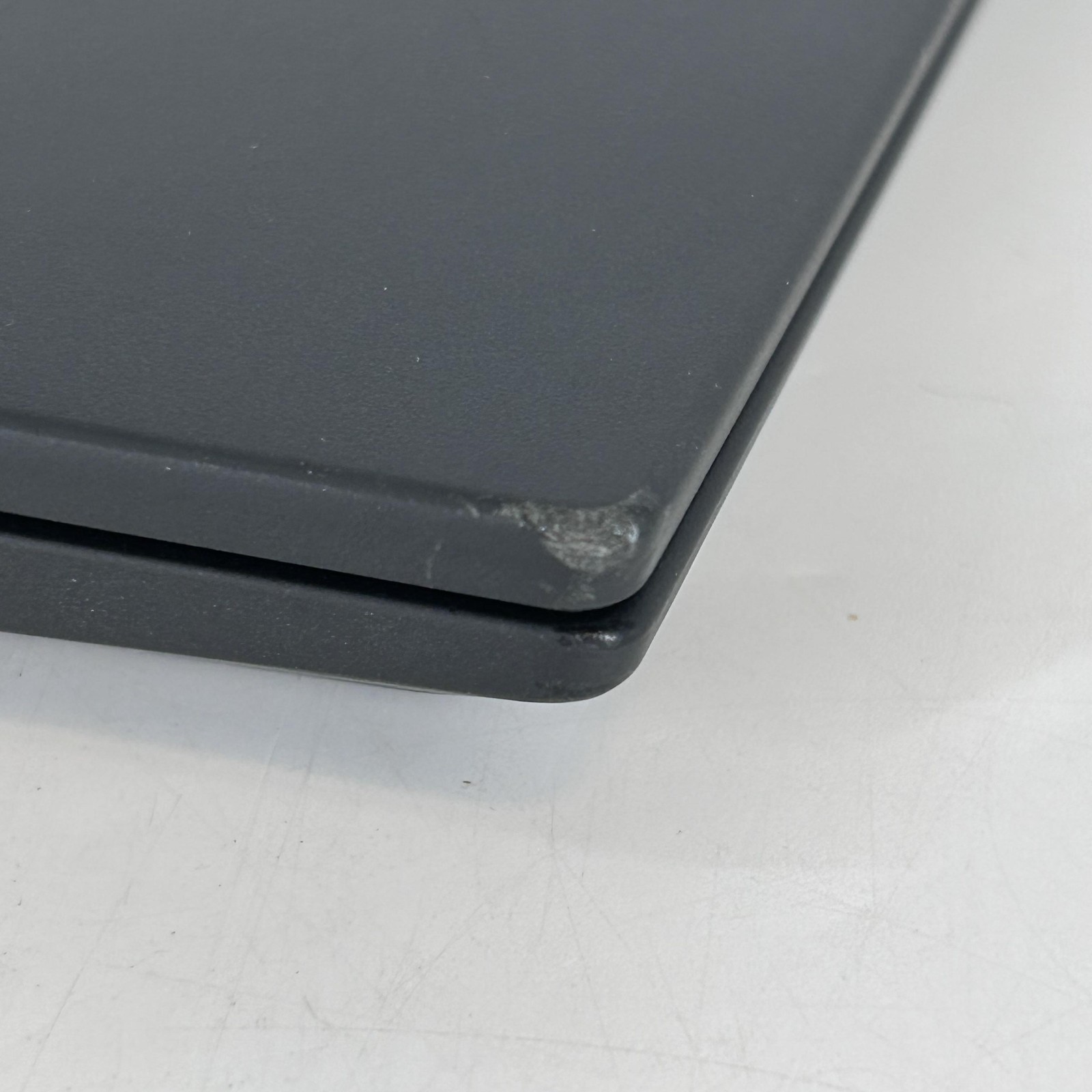 Lenovo ThinkPad P16s Gen 2 FHD+ 2.2 GHz i7-1360P 16GB 512GB RTX A500-FRAME SPLIT