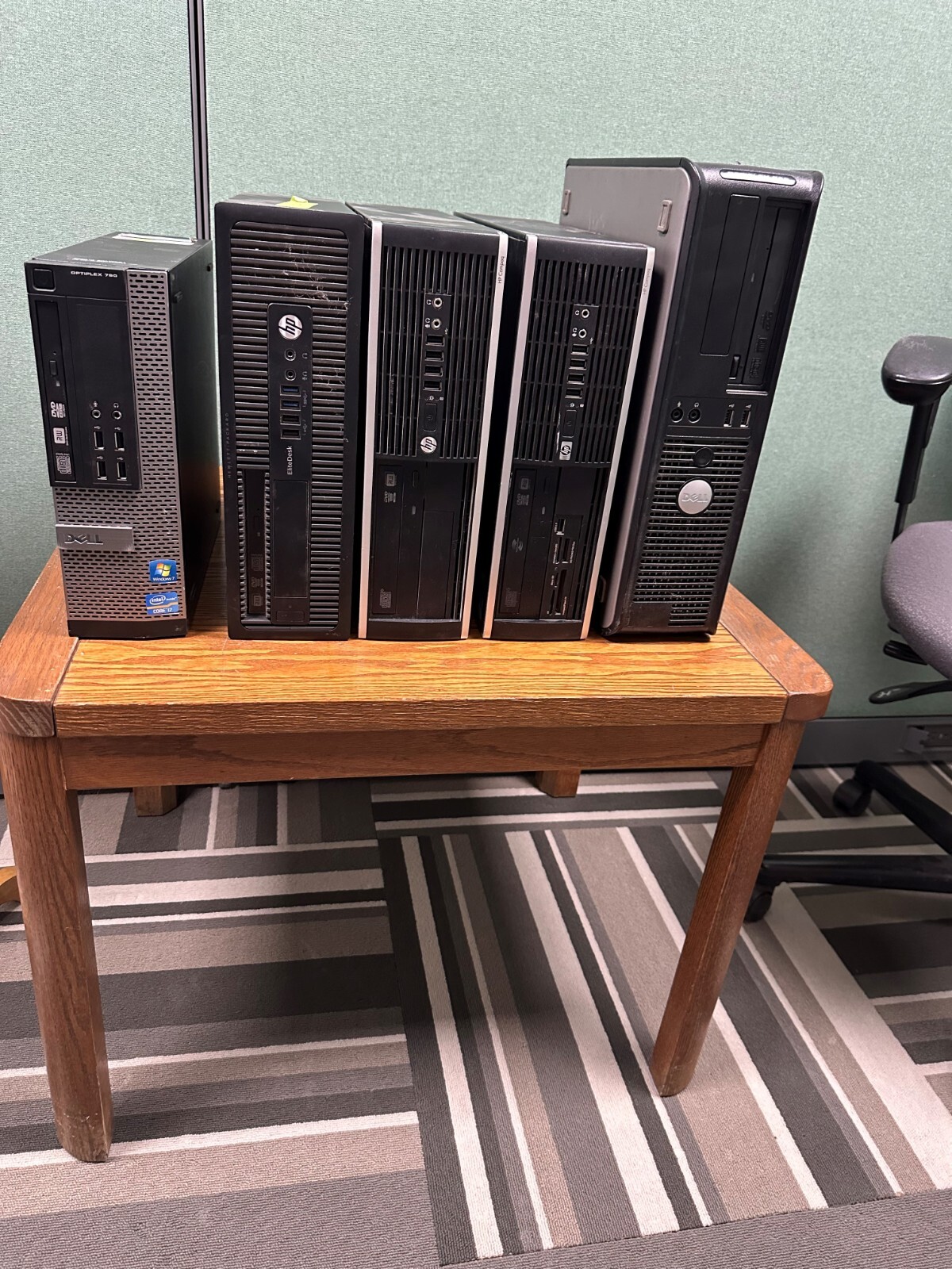 Pallet of PCs, Monitors, Docking Station