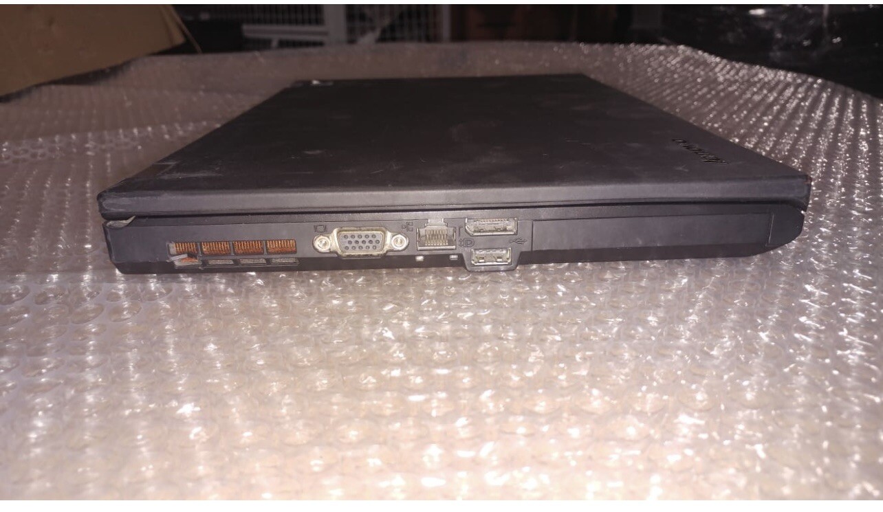 Lenovo Thinkpad T420 i5 2520m 2,5GHZ 8GB 512 NEW SSD 14″ DVD WIN10 French Keybrd