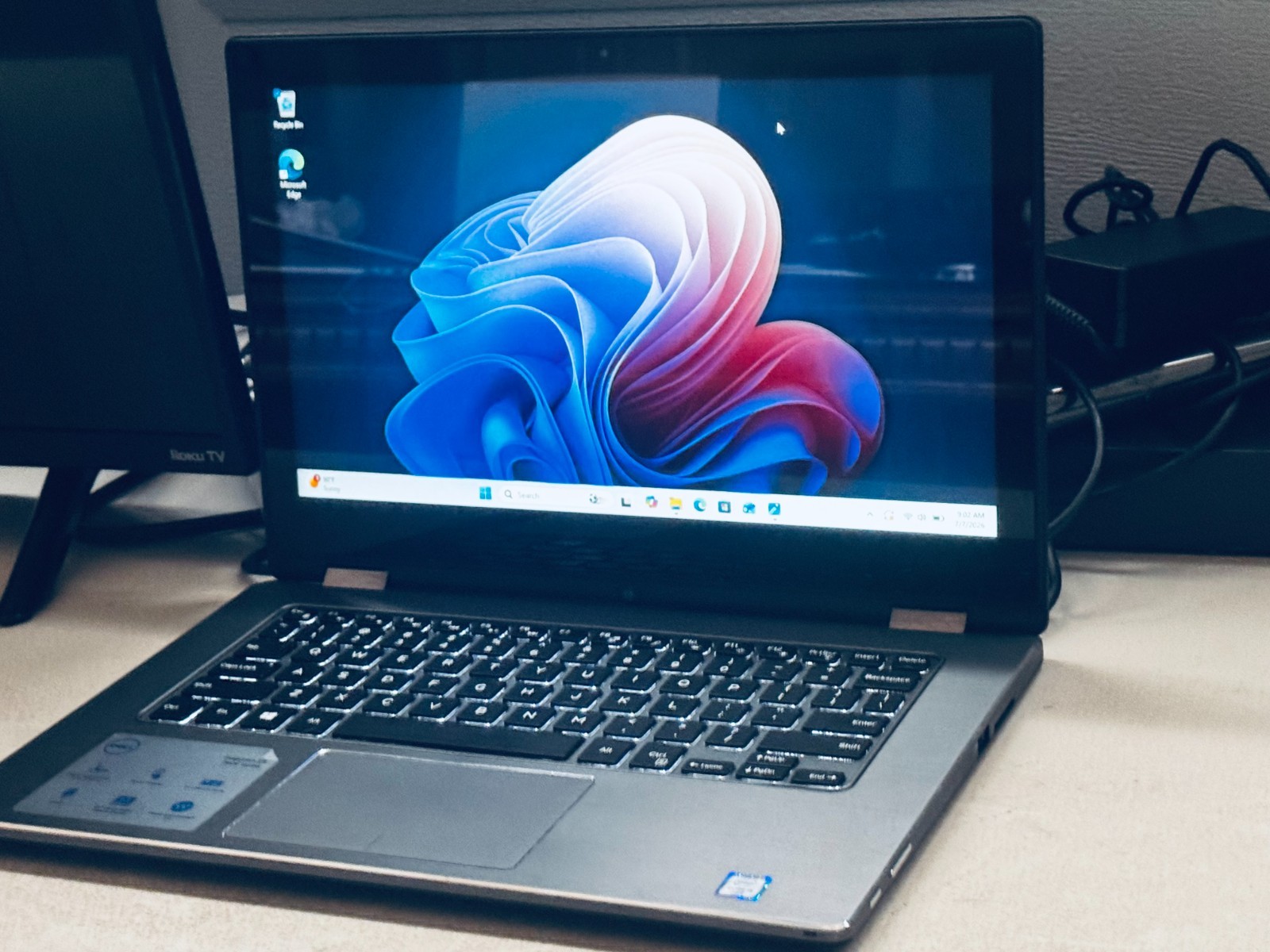 Dell Inspiron 2-in 1 Touch Laptop-Intel i5 6200U-8GB RAM-256GB WIN 11-Excellent