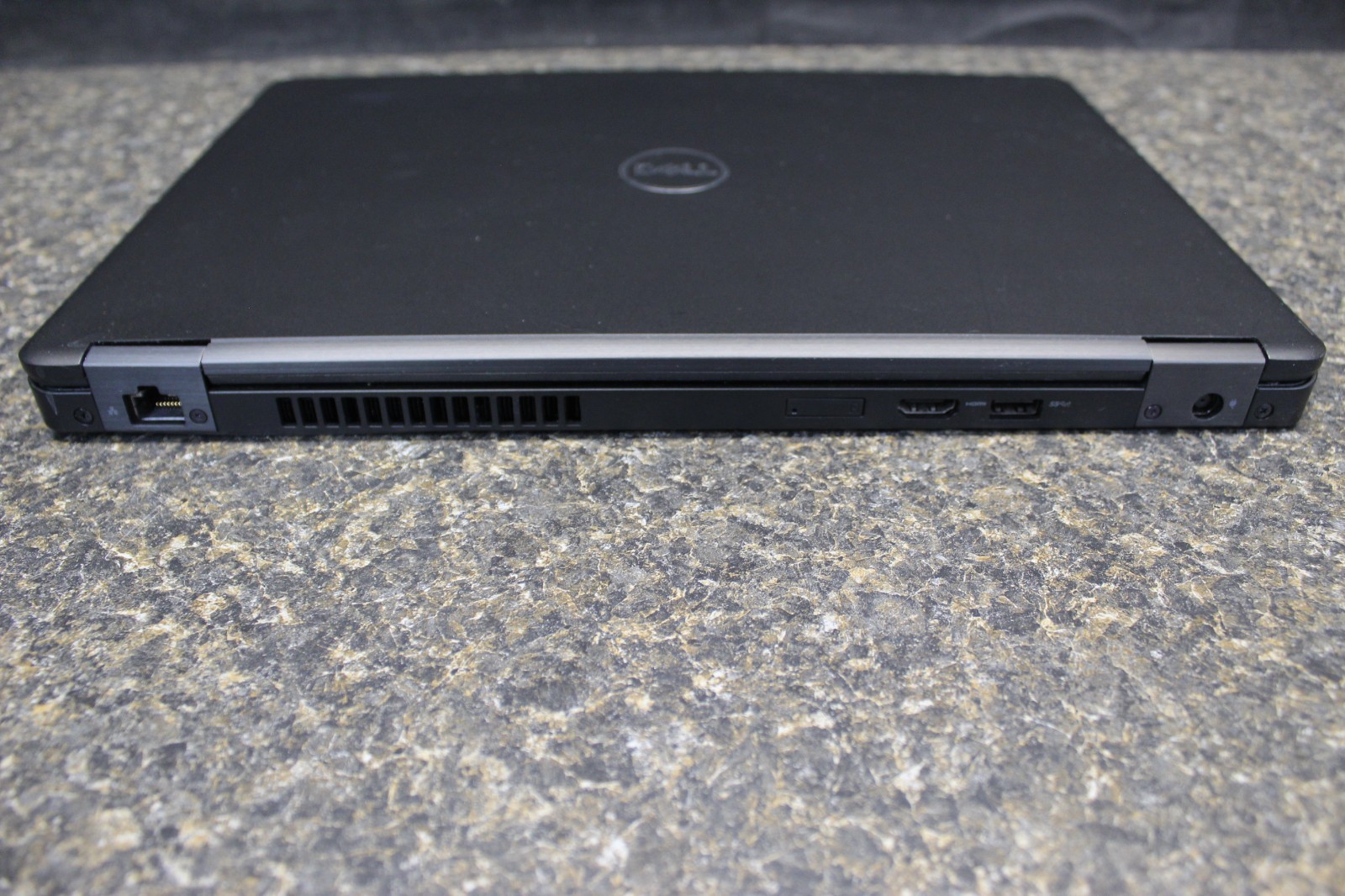 Dell Latitude 5490 I7-8650U 256GB M.2 SSD 16GB DDR4 Win 11Pro