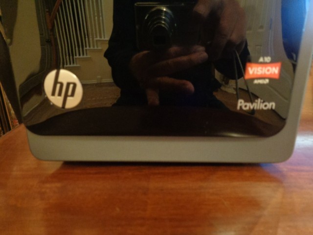 HP Pavilion P7 – 1517 CB Computer w/Beats Audio – AMD Radeon HD 7660D Graphics