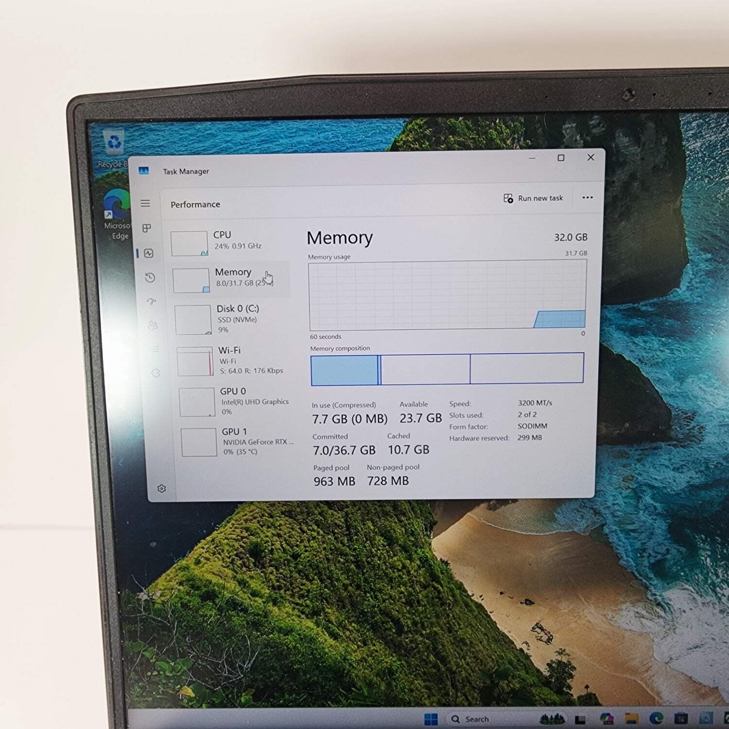 MSI Creator M16 16″ i7-1180H 2.3GHz 32GB RAM 1TB SSD GeForce RTX 3050