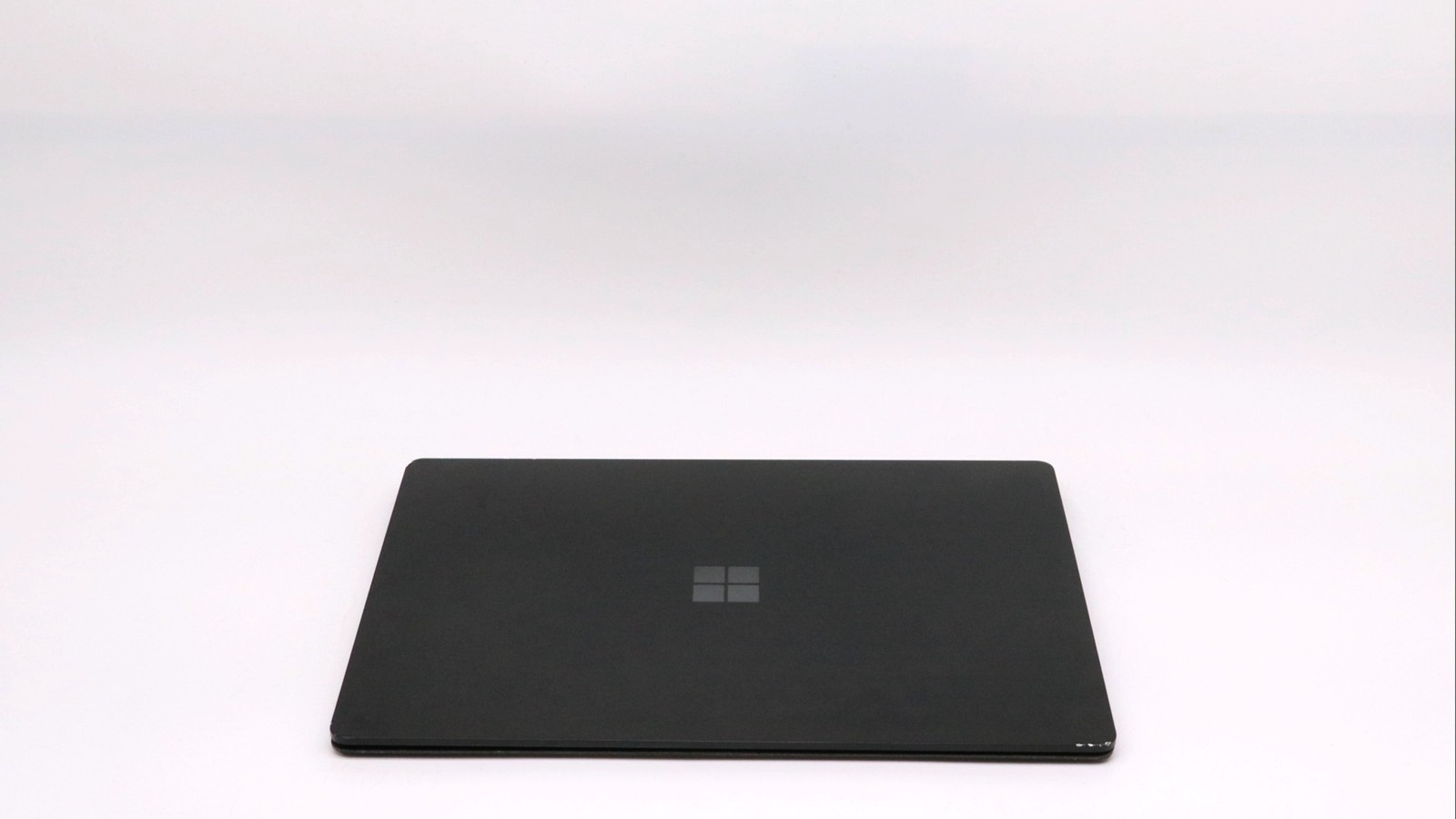 Microsoft corporation Surface Laptop 2 13″ i7-8650u 16GB 512GB – Very Good