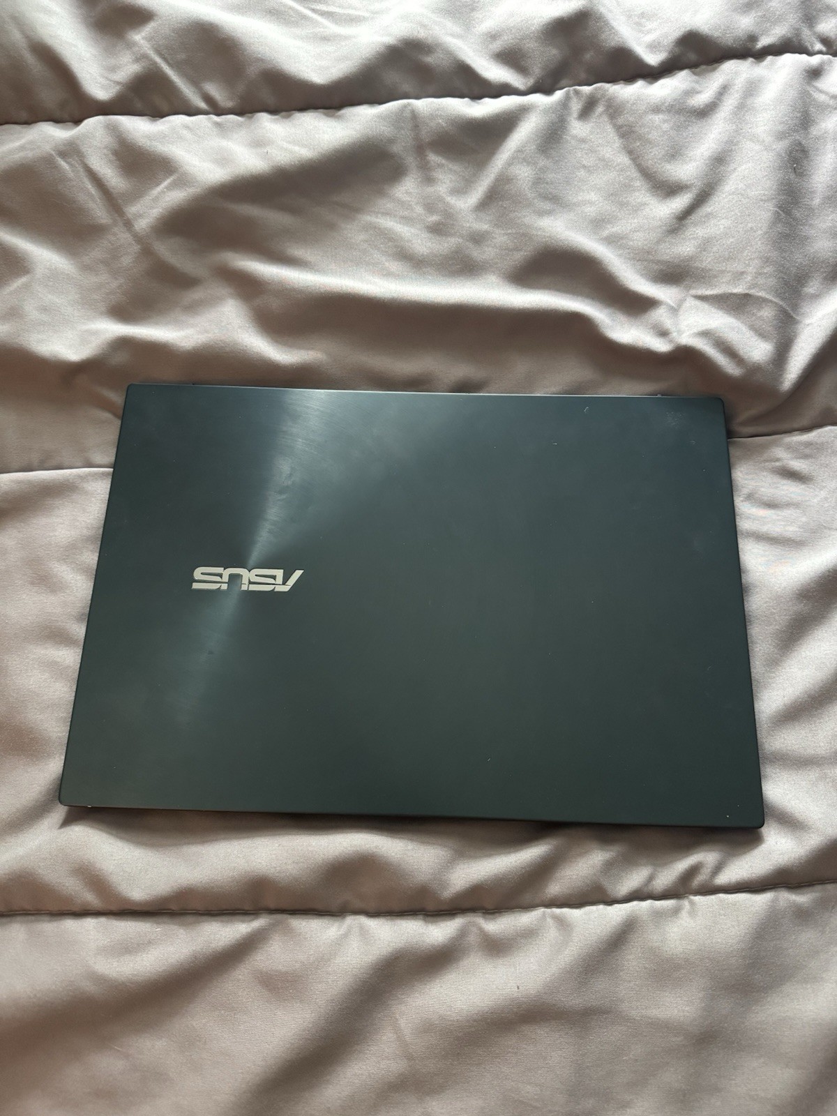 ASUS ZENBOOK DUO UX481F – 14 Inch Touchscreen – 8gb Ram / 512gb INTEL i7/ WIN 10