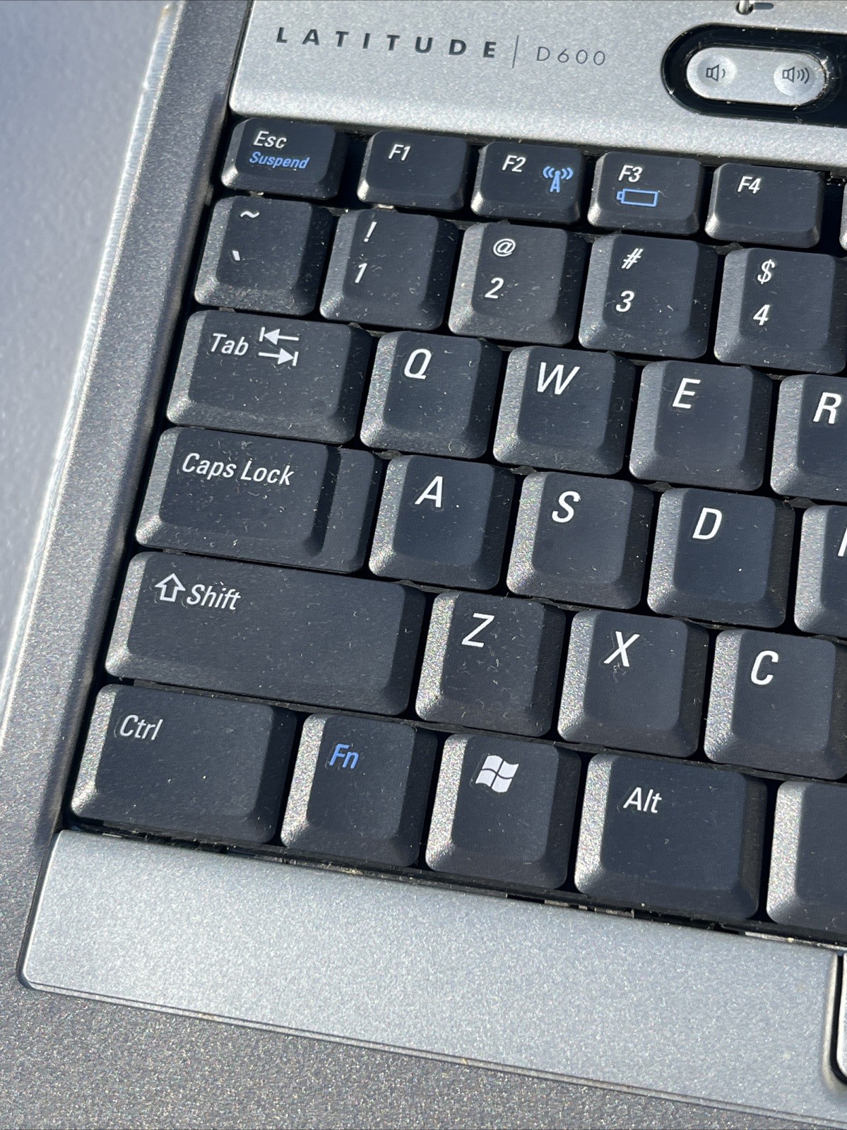Dell Latitude D600 – 14” Laptop STATE FIND ,NOT TESTED , As Is