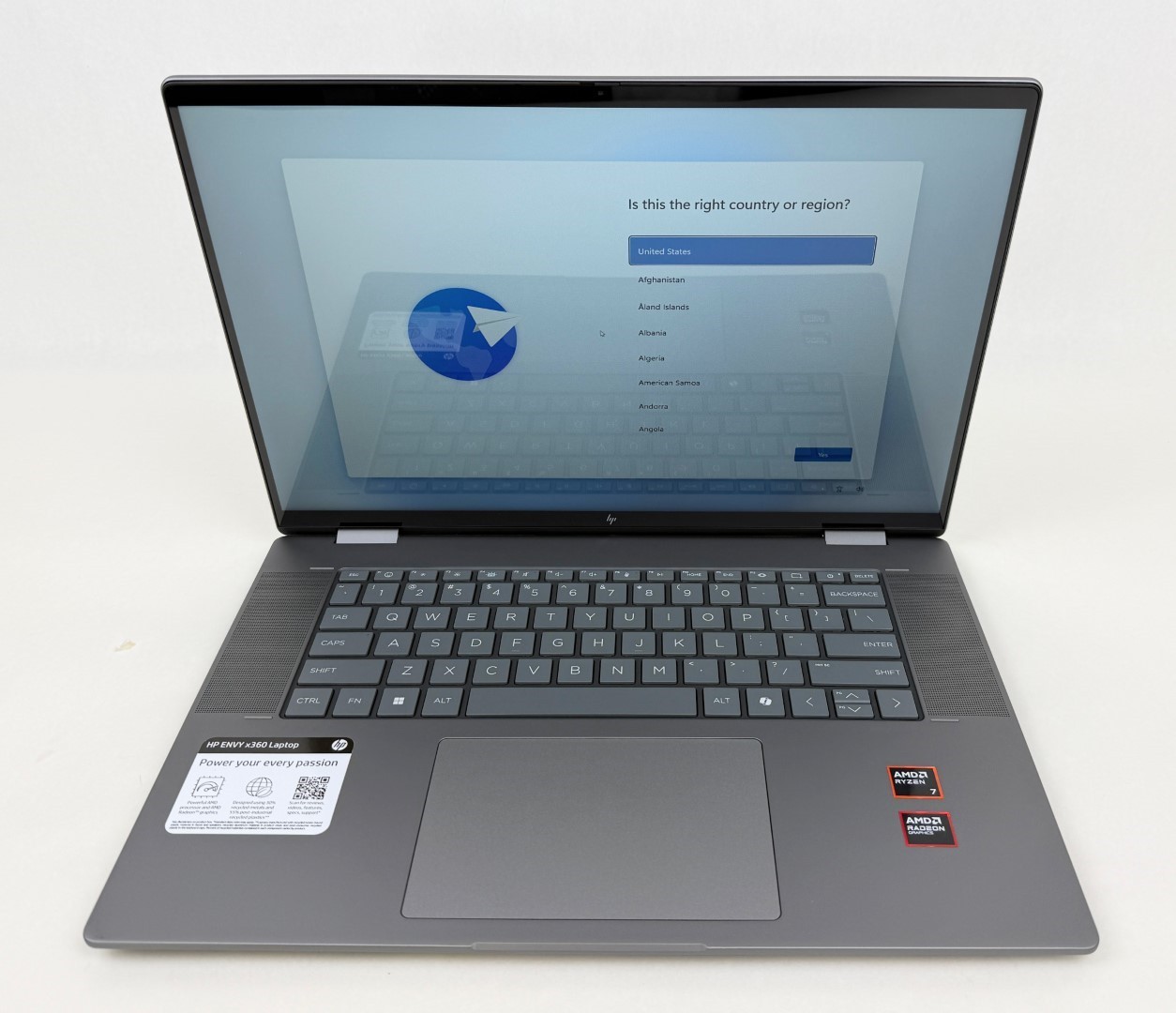 HP Envy 16-ad0023dx 16″ 2K Touch Ryzen 7 8840HS 16GB 1TB SSD W11H 2in1