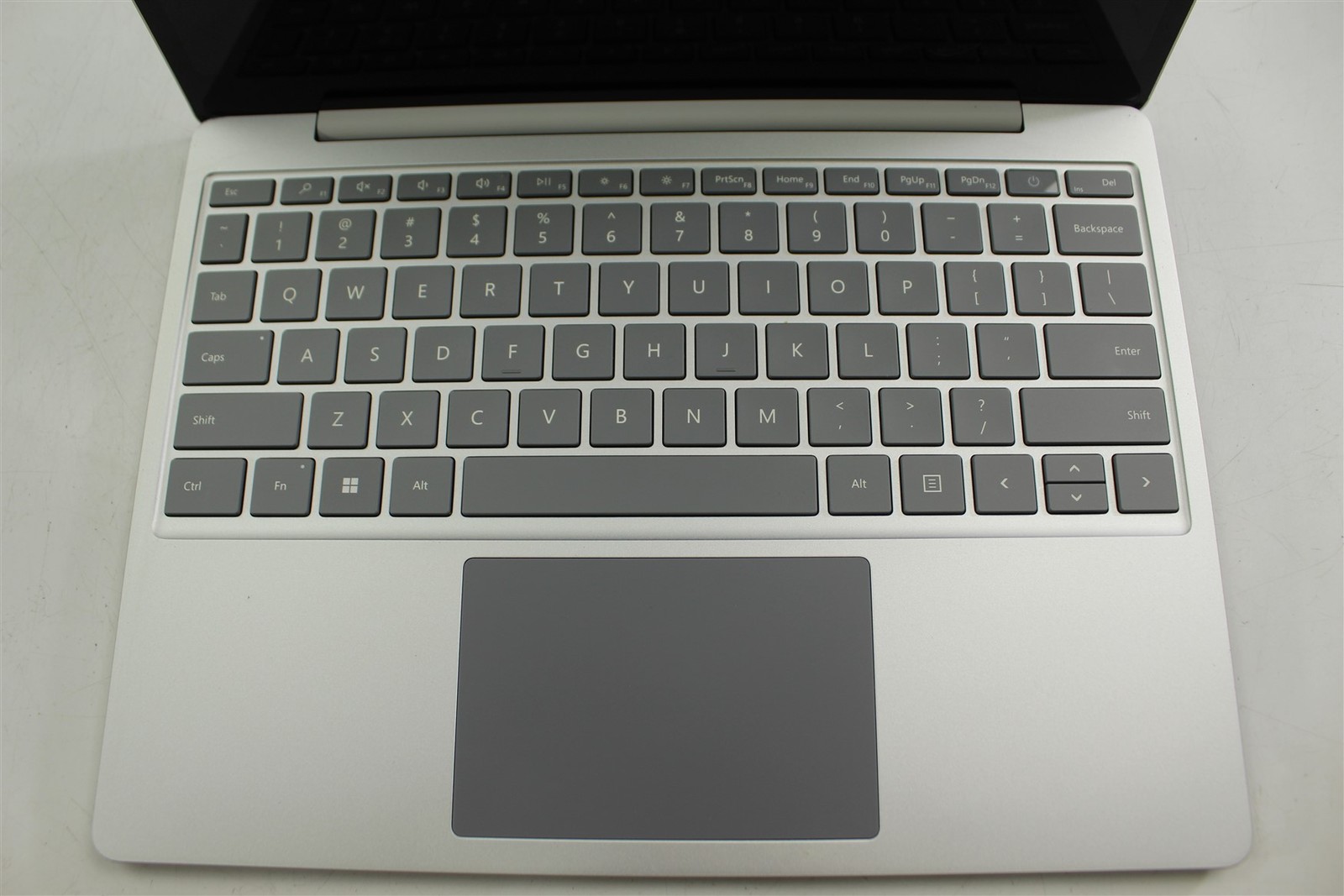 Microsoft Surface Laptop Go 2 2013 12.4″ i5-1135G7 256GB SSD 16GB RAM W11H