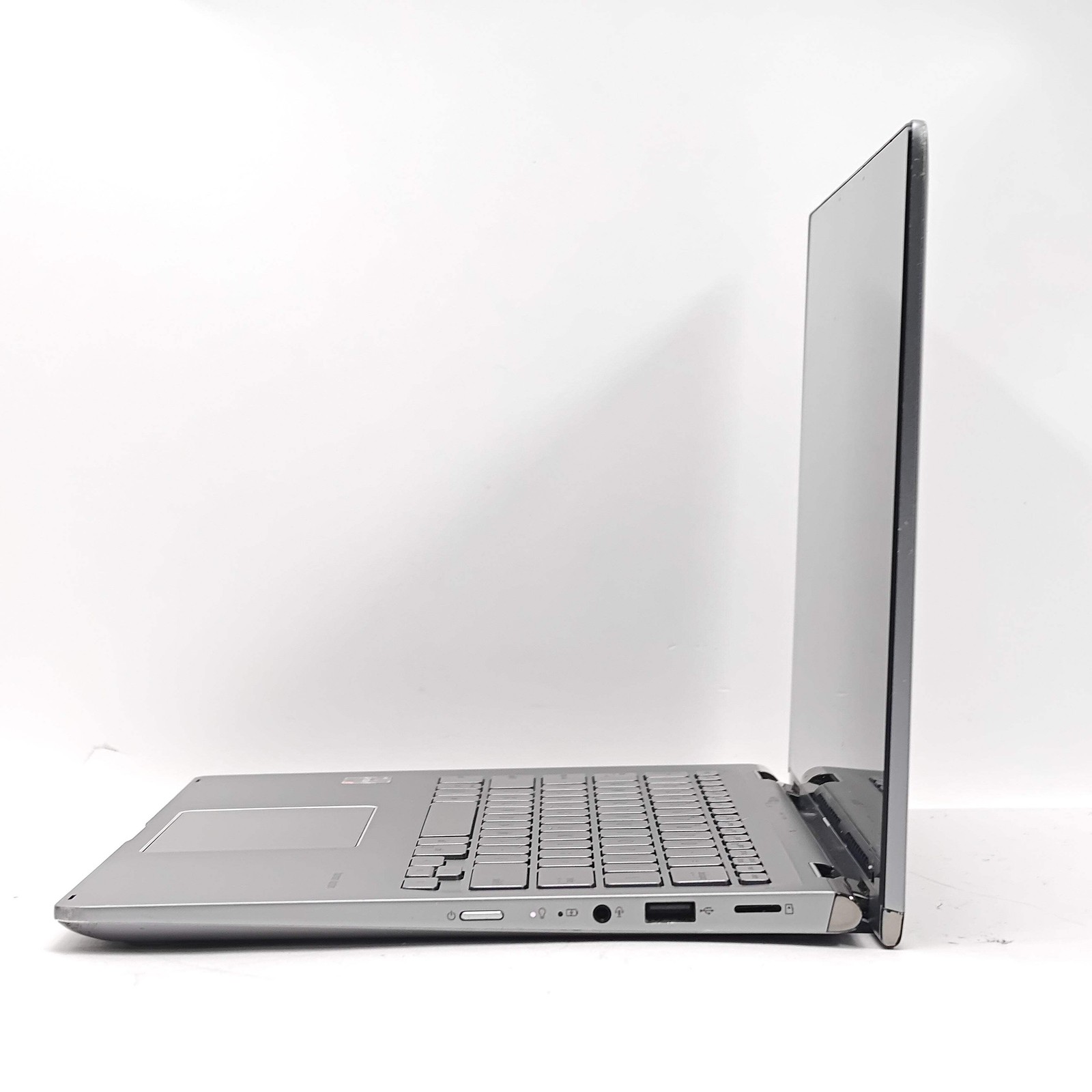 Broken Asus Zenbook 14 Q406D 15.6″ Ryzen 5 3500U 2.1GHz 8GB RAM 256GB SSD Read