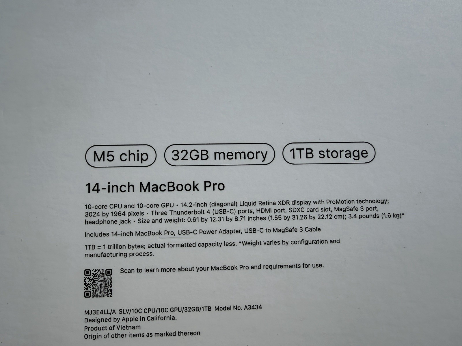 Apple MacBook Pro 14.2″ Apple M5 10-Core 32GB 1TB SSD Silver MJ3E4LL/A 4 cycles