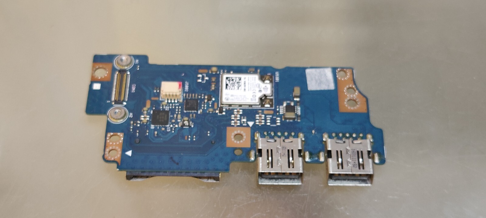 ASUS UX305U UX305UA SCHEDA LETTORE SD USB WIFI DUAL BAND BT UX305UA IO REV. 1.1