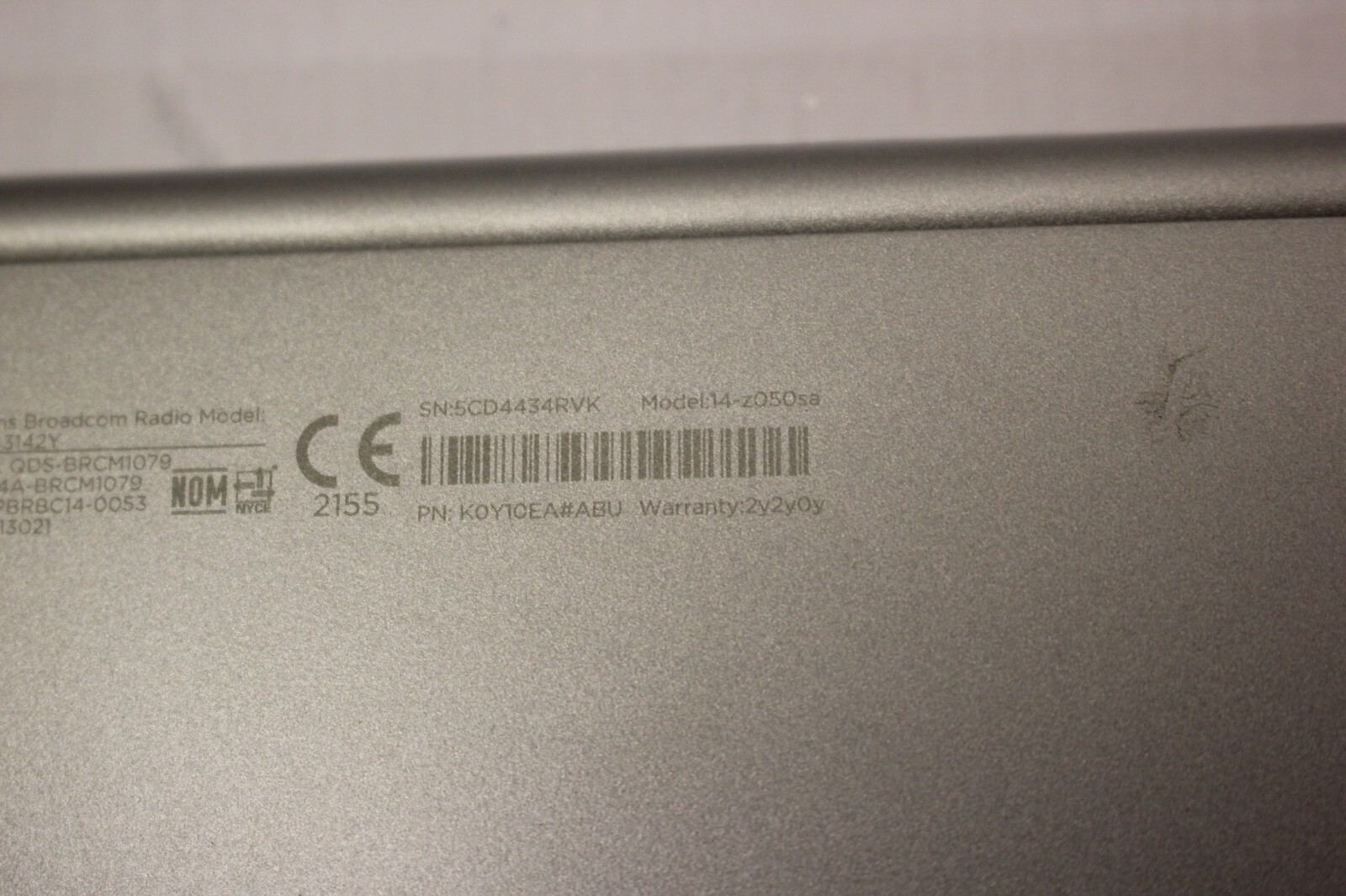 HP 14-Z050SA AMD A4 MICRO-6400T 2GB RAM 32GB eMMC LAPTOP COMPUTER DAMAGED SCREEN