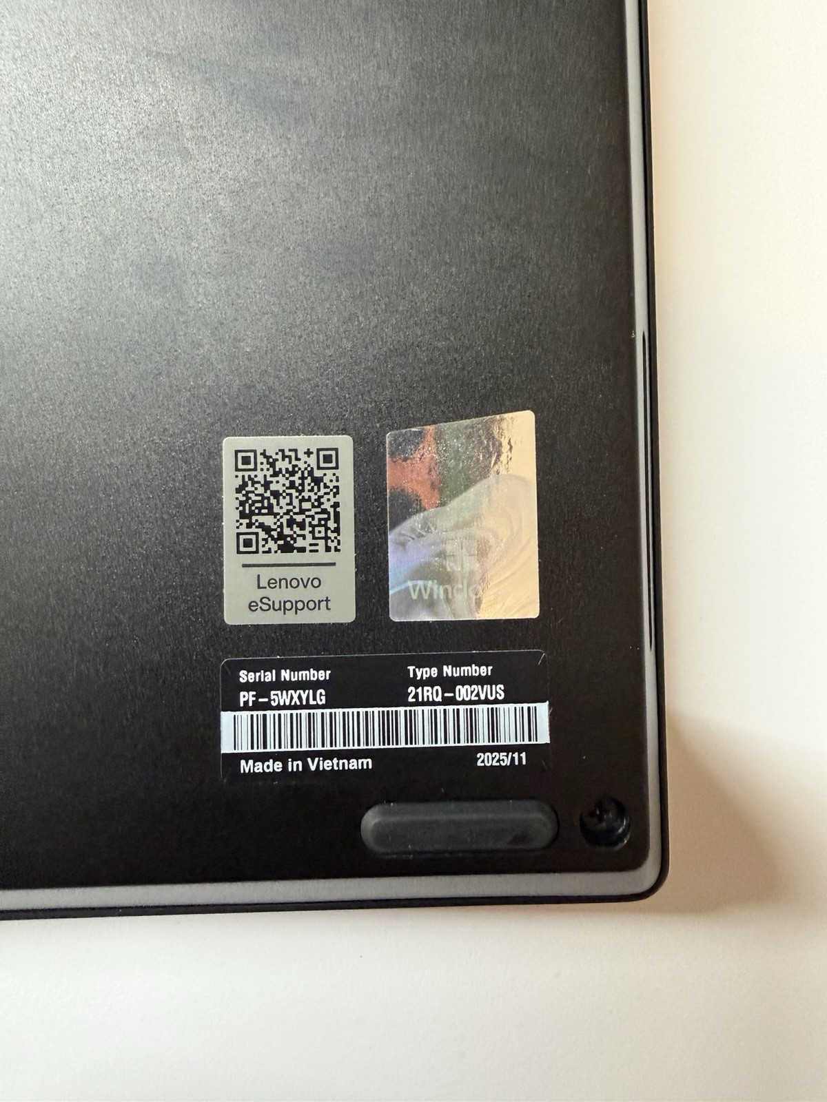 Lenovo ThinkPad P16 16″ Gen 3, Core Ultra 7, 128GB Ram, 4TB SSD, RTX PRO 3000