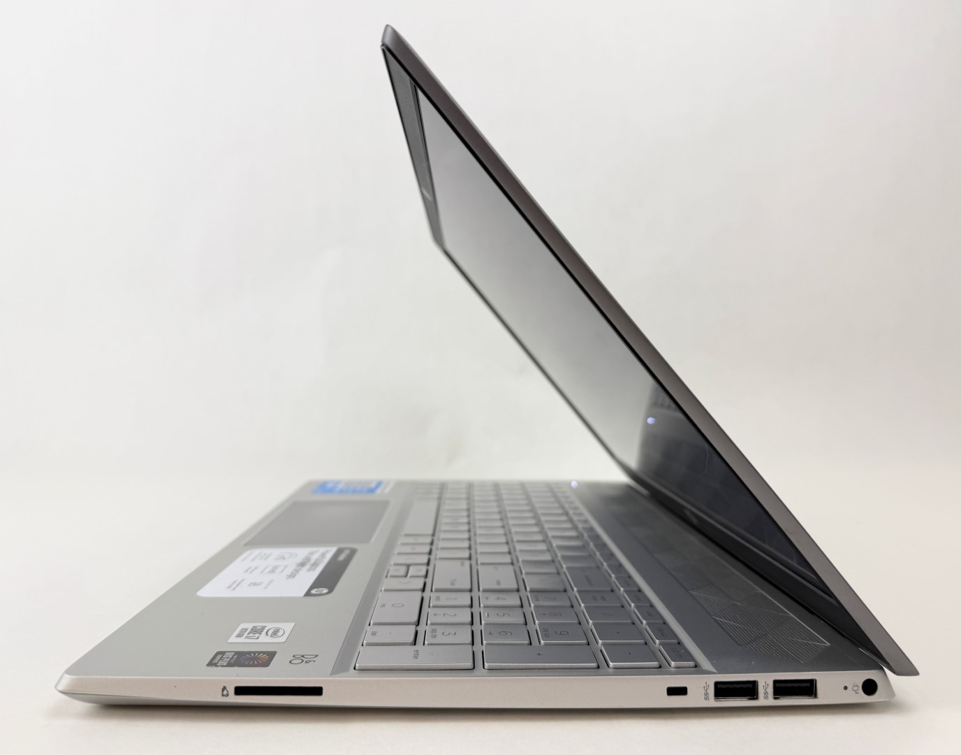 HP Pavilion 15-cs3027od 15.6″ FHD i7-1065G7 12GB 512GB SSD W11H