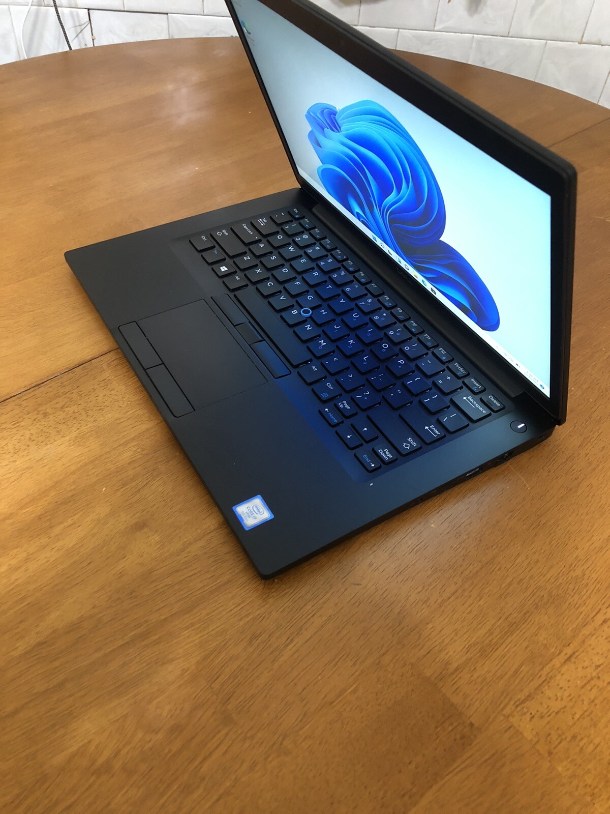 Dell Latitude 7480 14” (512GB SSD, Intel Core i7 -7600U., 2.80 GHz, 16GB