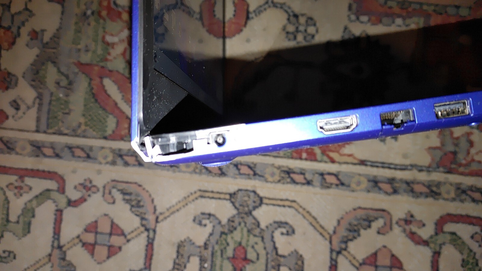 Dell Inspiron 3593 15.6″ 10th gen Laptop touchscreen Core i5-1035G1 Good Parts