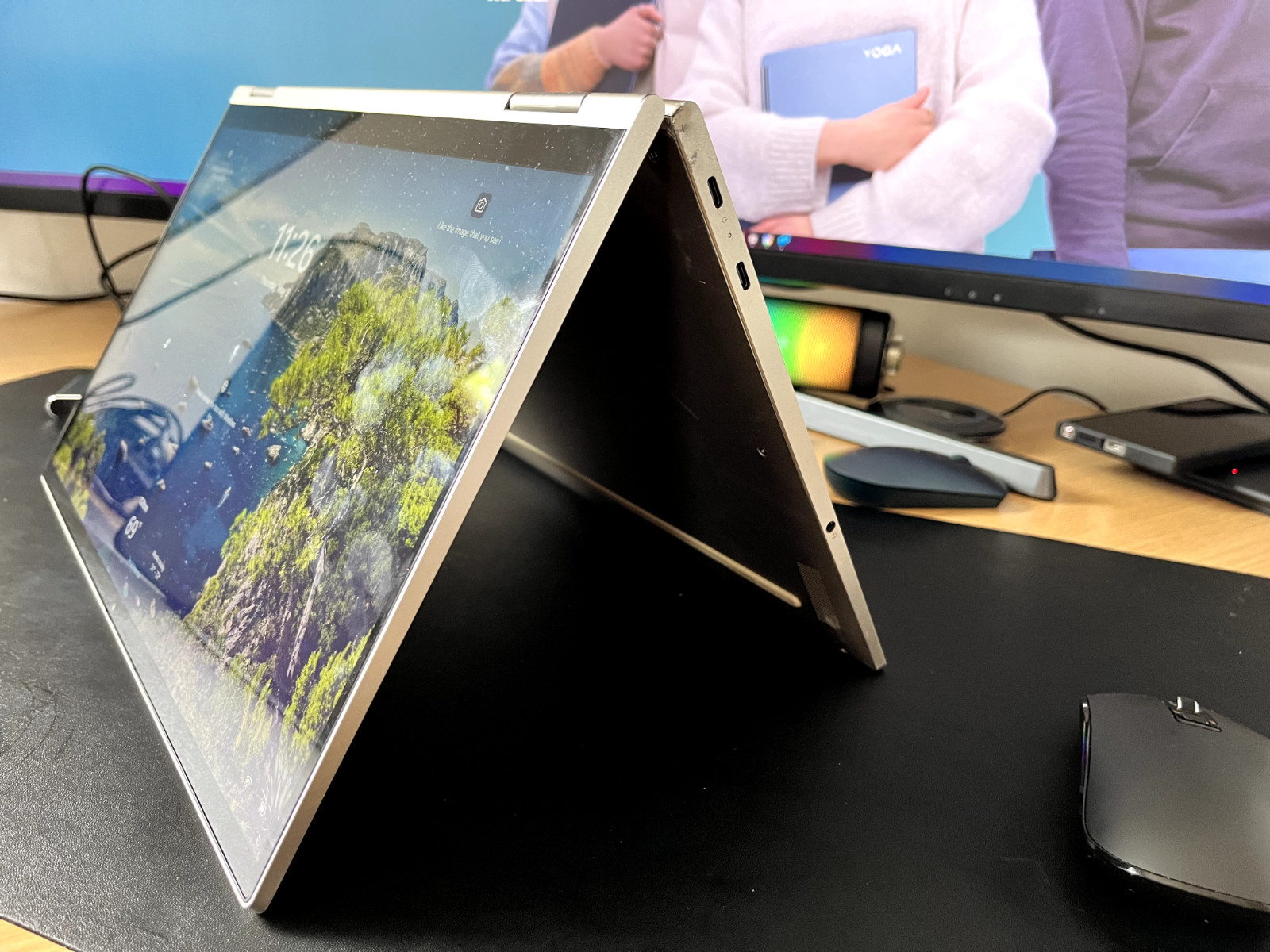 Lenovo Yoga C740-15IML 15.6 inch (512GB, Intel Core i7 10th Gen., 1.8GHz, 12GB)