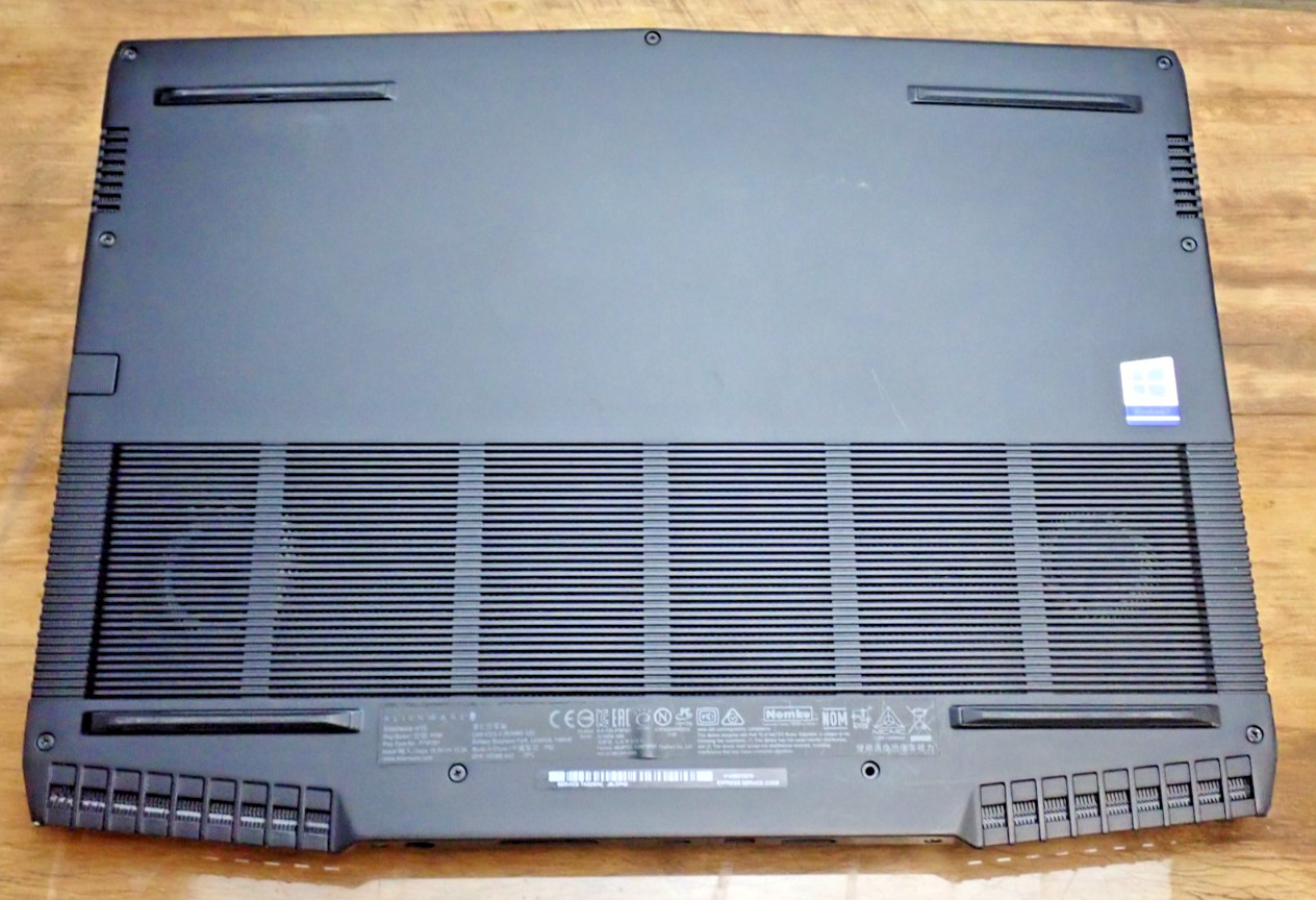 Alienware M15 15.6″ Intel i7-9750H 8GB RAM NVIDIA RTX 2070 NO SSD/OS/BATTERY