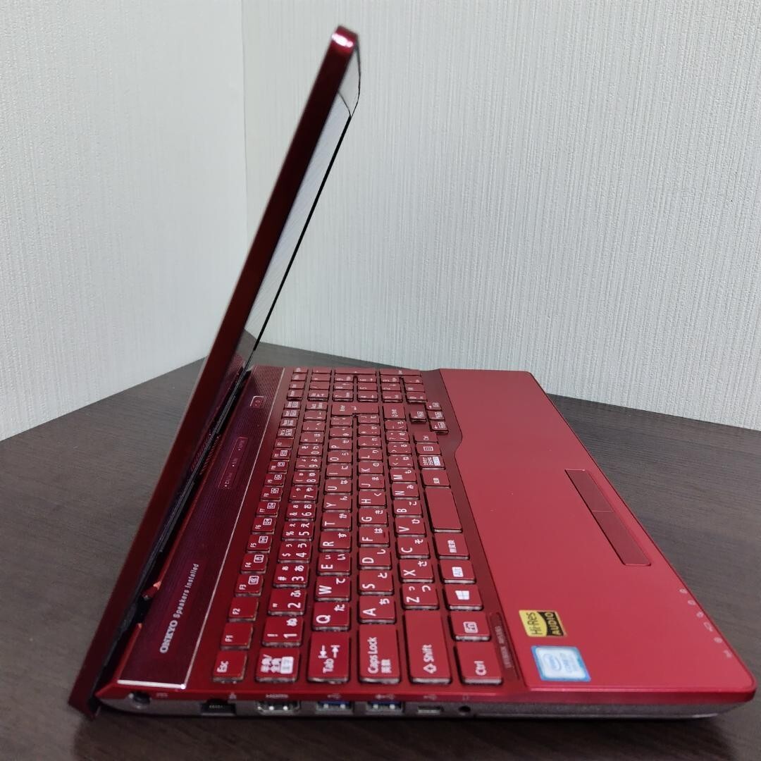 Fujitsu LIFEBOOK AH53/B3 8th i7 high speed SSD 512gb 8gb Notebook PC 17