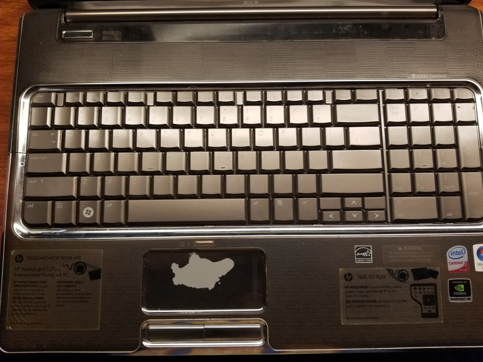 HP Pavillion dv7-1270us Laptop, 300GB HD, 8GB Ram, Nvidia 9600GTM, 802.11a/b/g/n