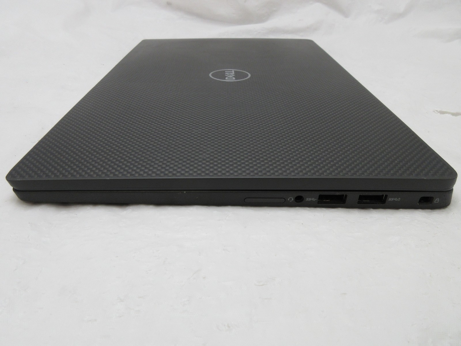 Dell Latitude 7410 14″ : i7-10810U 1.1GHz : 16GB RAM : 512GB SSD : Grade B
