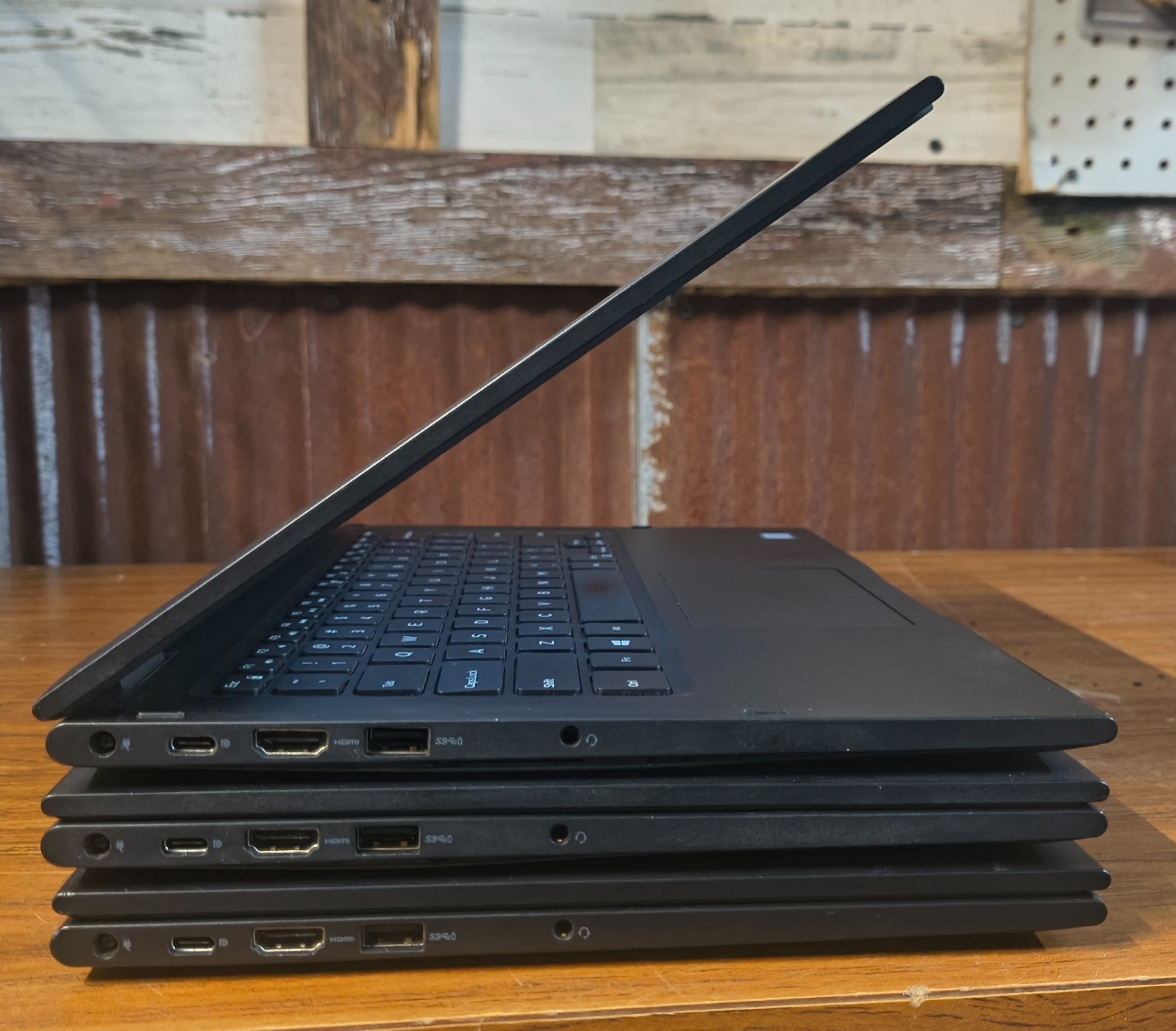 [Lot 3x] Dell Latitude 3390 2-in-1 – No SSD – (Touchscreen/ Core i5-8250U / 8G