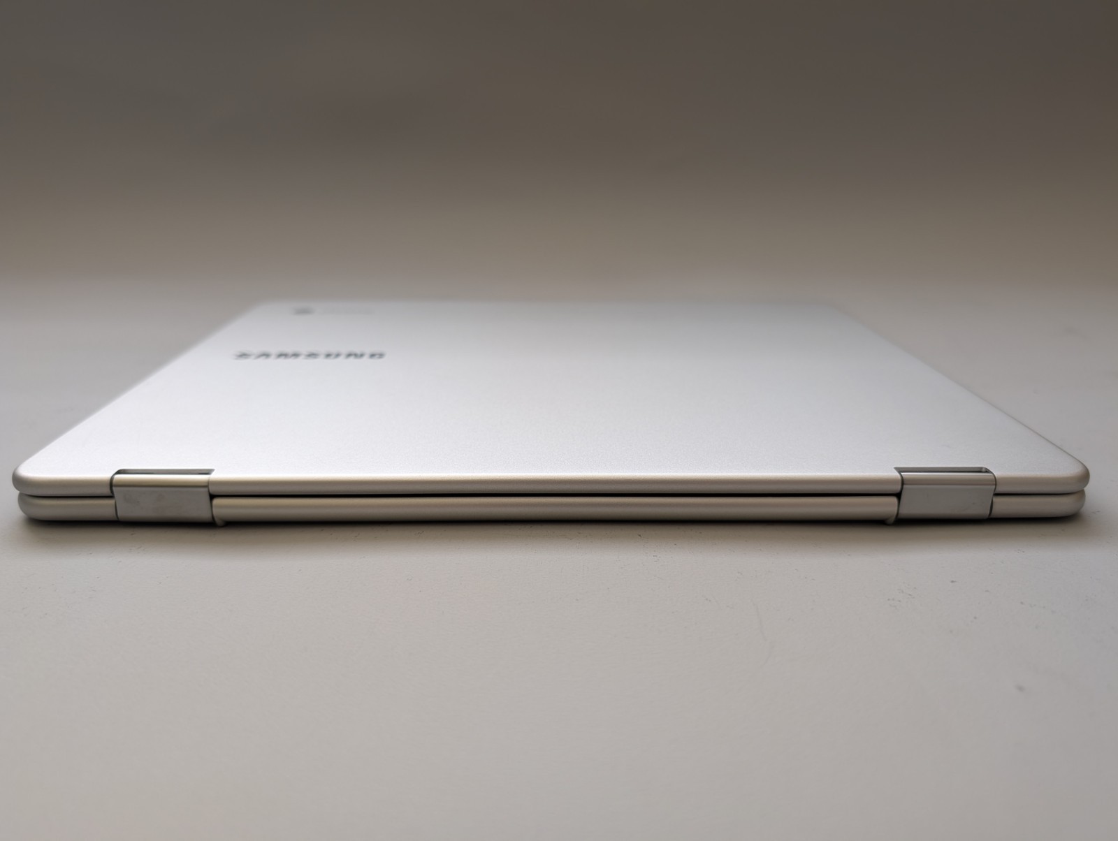 SAMSUNG Chromebook Plus 12.3-Inch (32GB, ARM Cortex-A Series, 2GHz, 4GB) Laptop