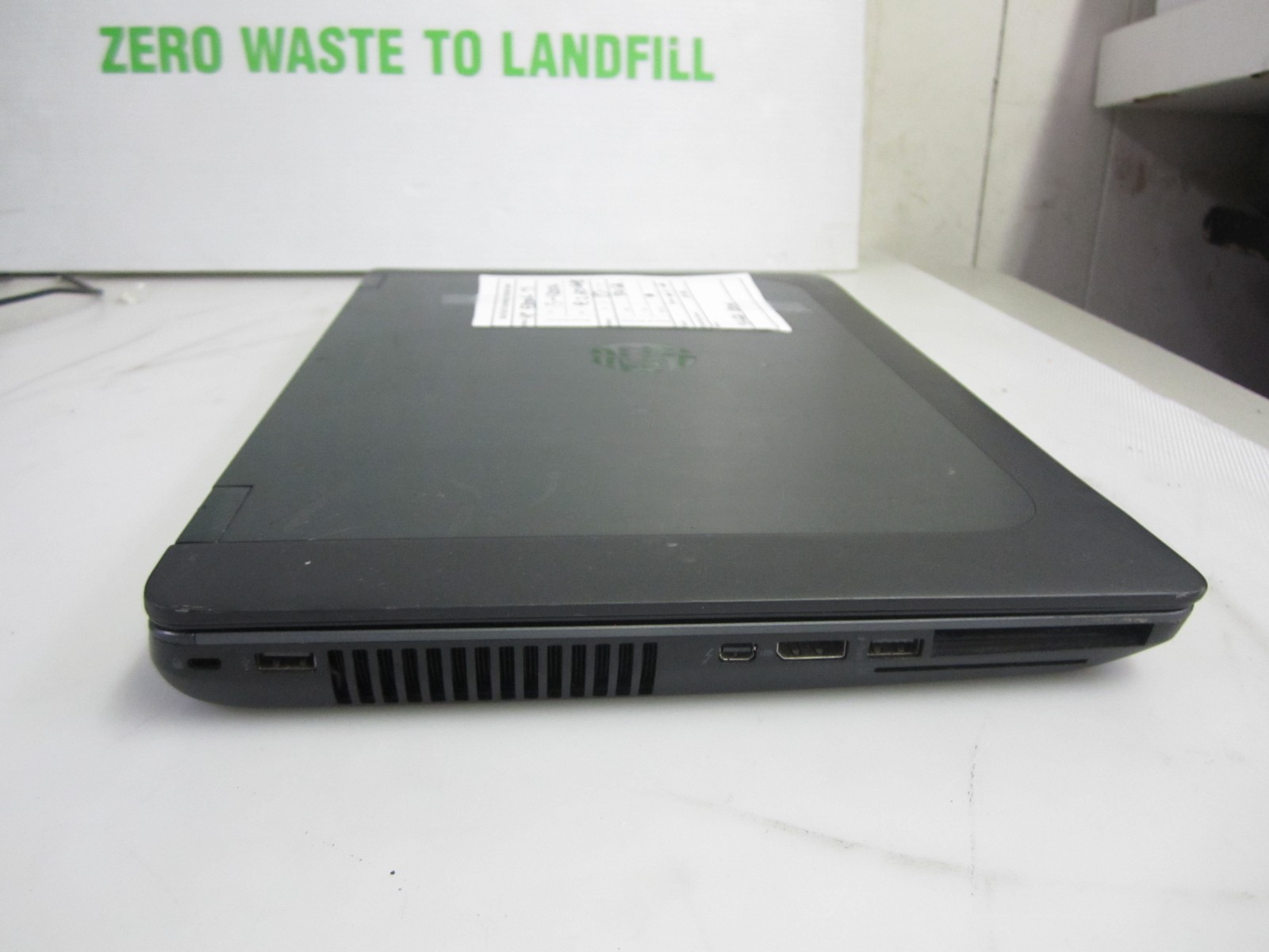 HP ZBook 15 i5-4300M 2.6GHz 16GB 320GB Laptop + AC NO OS READ