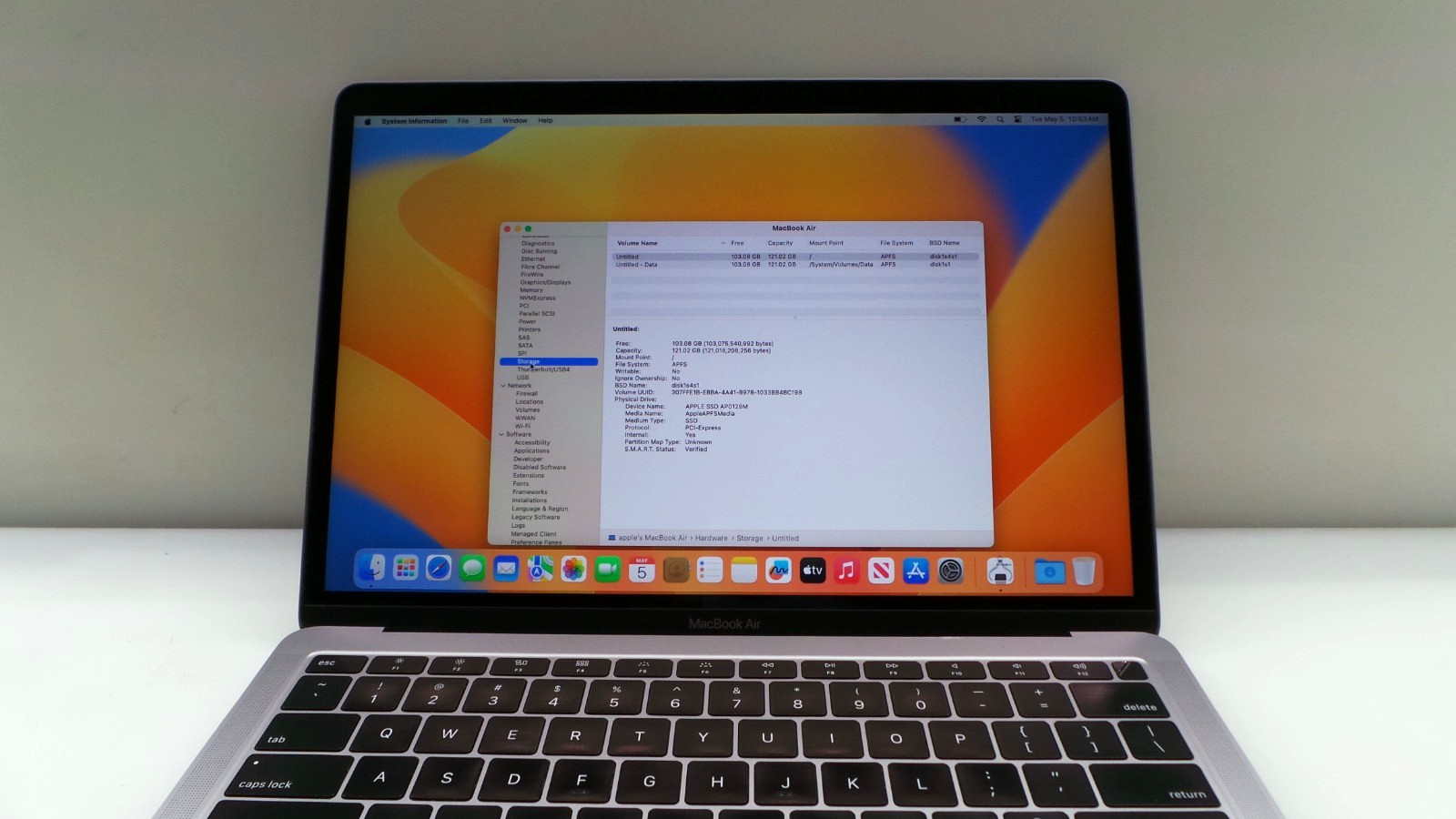 Apple A1932 MacBook Air 13″ 2018 i5-8210Y 1.6GHz 8GB RAM 128GB Cycle: 484 *READ*