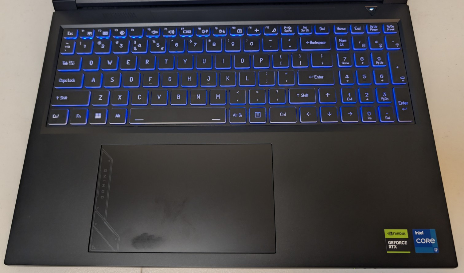 Gigabyte G6 KF WUXGA 165hz (Intel i7-13620H RTX 4060 8GB 32GB/1TB) Gaming Laptop