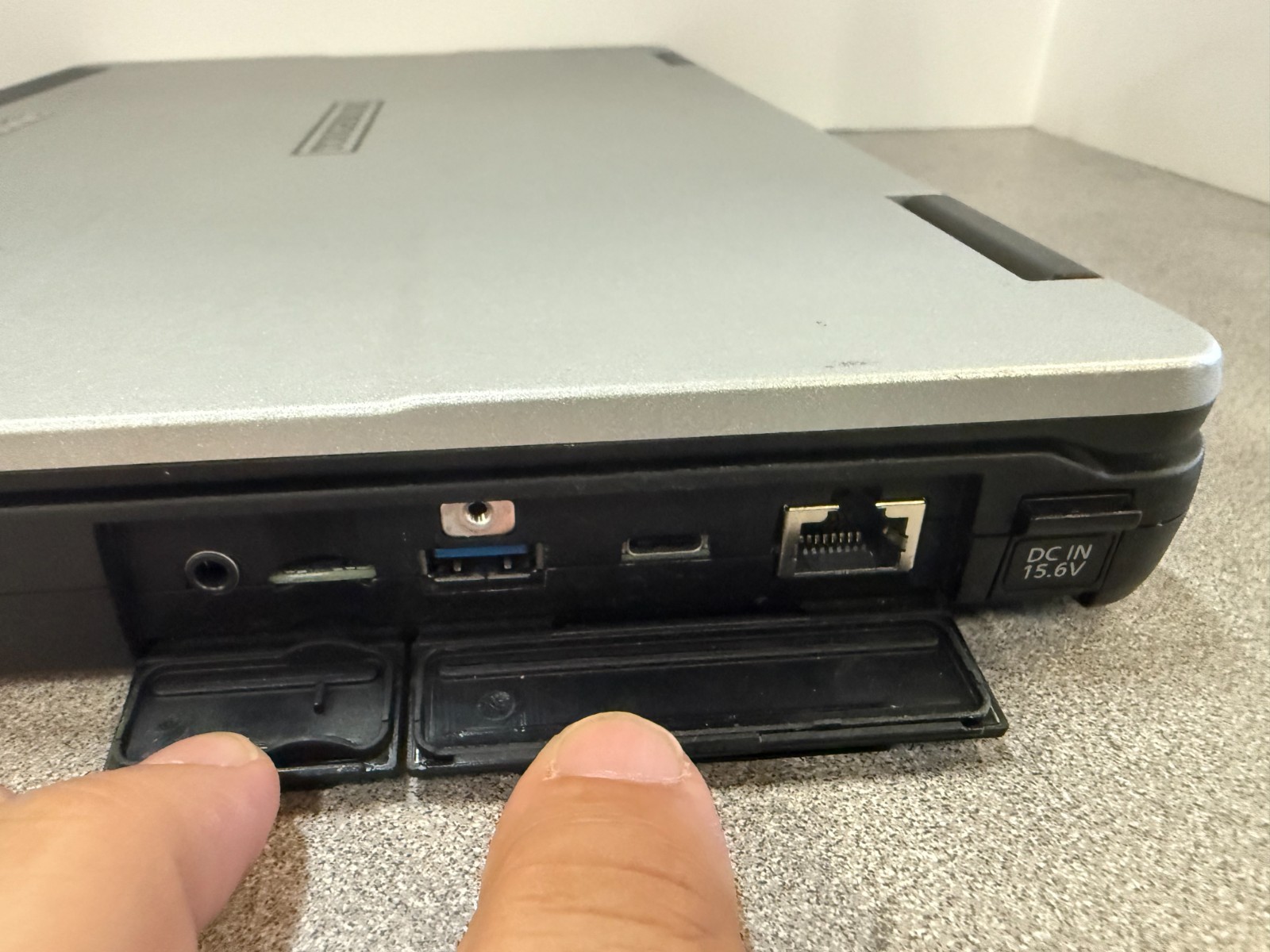 Panasonic FZ-55 Toughbook MK1 i7 Touchsceen 16GB 512GB SSD Windows 11 Pro 4G GPS