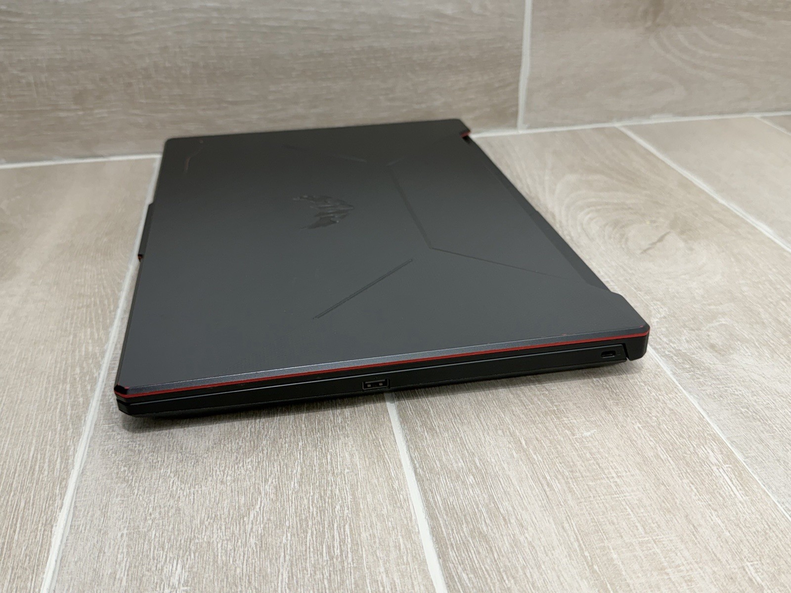 ASUS TUF A17 17.2″ AMD Ryzen 5-4600H GeForce GTX 1650 8GB RAM 512GB SSD Win-11
