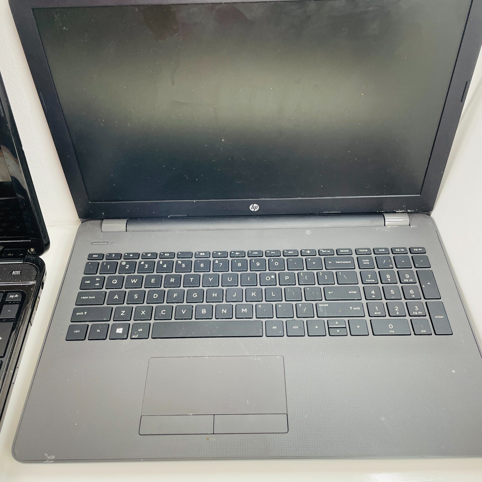2 HP Laptops For Parts Pavilion g6-2321dx, 255 G6 3168NGW No Chargers Not Tested