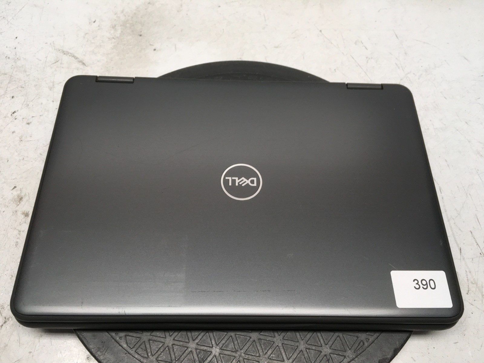 Dell Latitude 3190 2-In-1 Intel Celeron N4100 1.1GHz 4 GB NO HDD