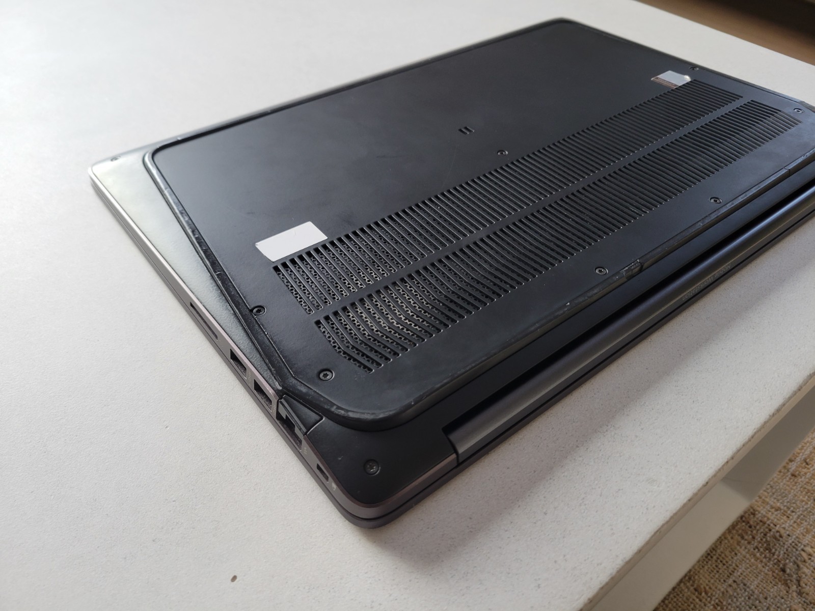 HP ZBook Studio 15 G4 Xeon E3-1535M, 32GB RAM, Quadro M1200, 1TB 990 Pro M2