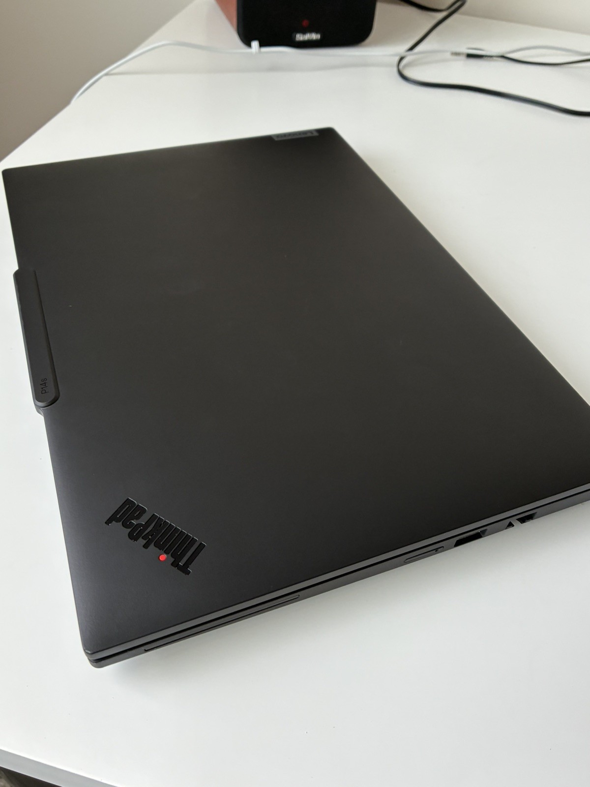 Lenovo ThinkPad P14s Gen 5 AMD Ryzen 7 PRO 8840HS 32GB 1TB – Factory Warranty!