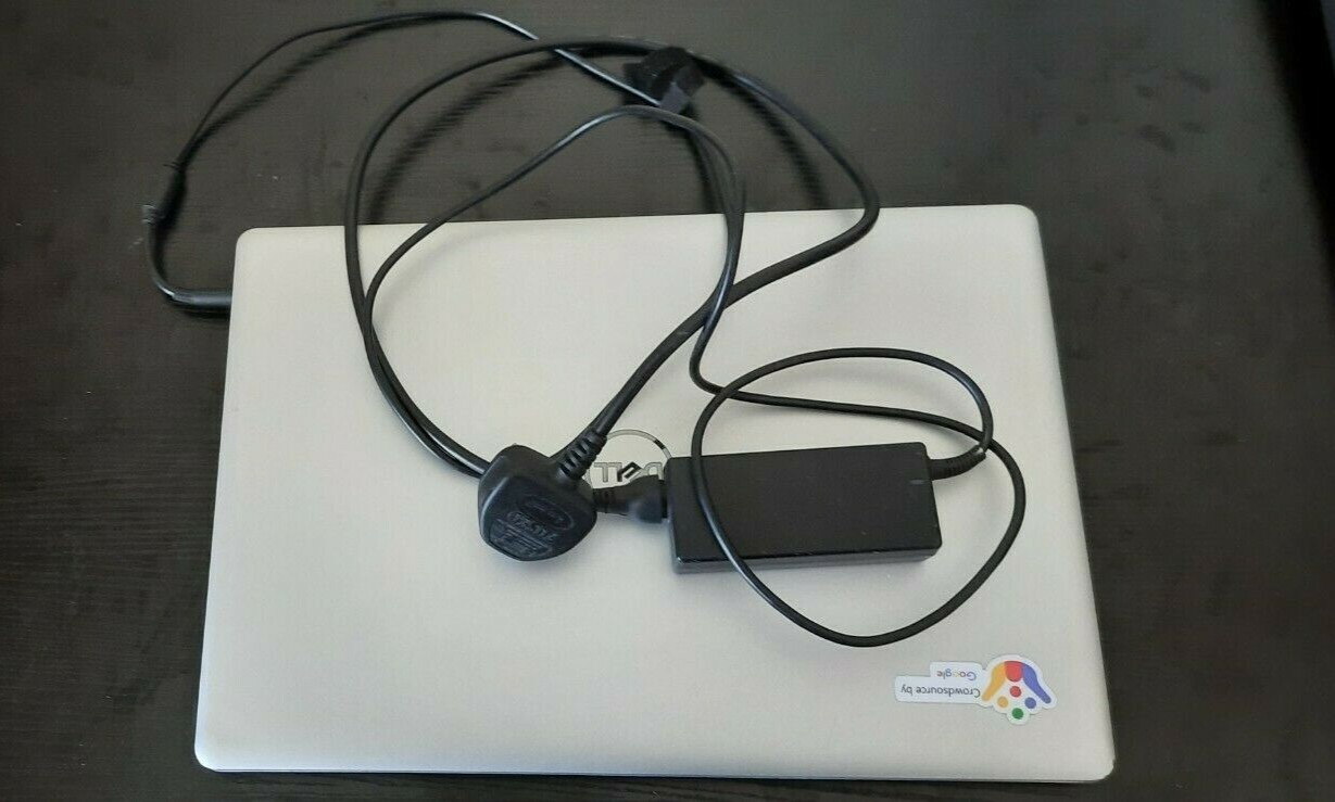 Dell Inspiron 15 5567 Laptop, Silver, 15.6 inch display, 128GB SSD + 2TB HDD
