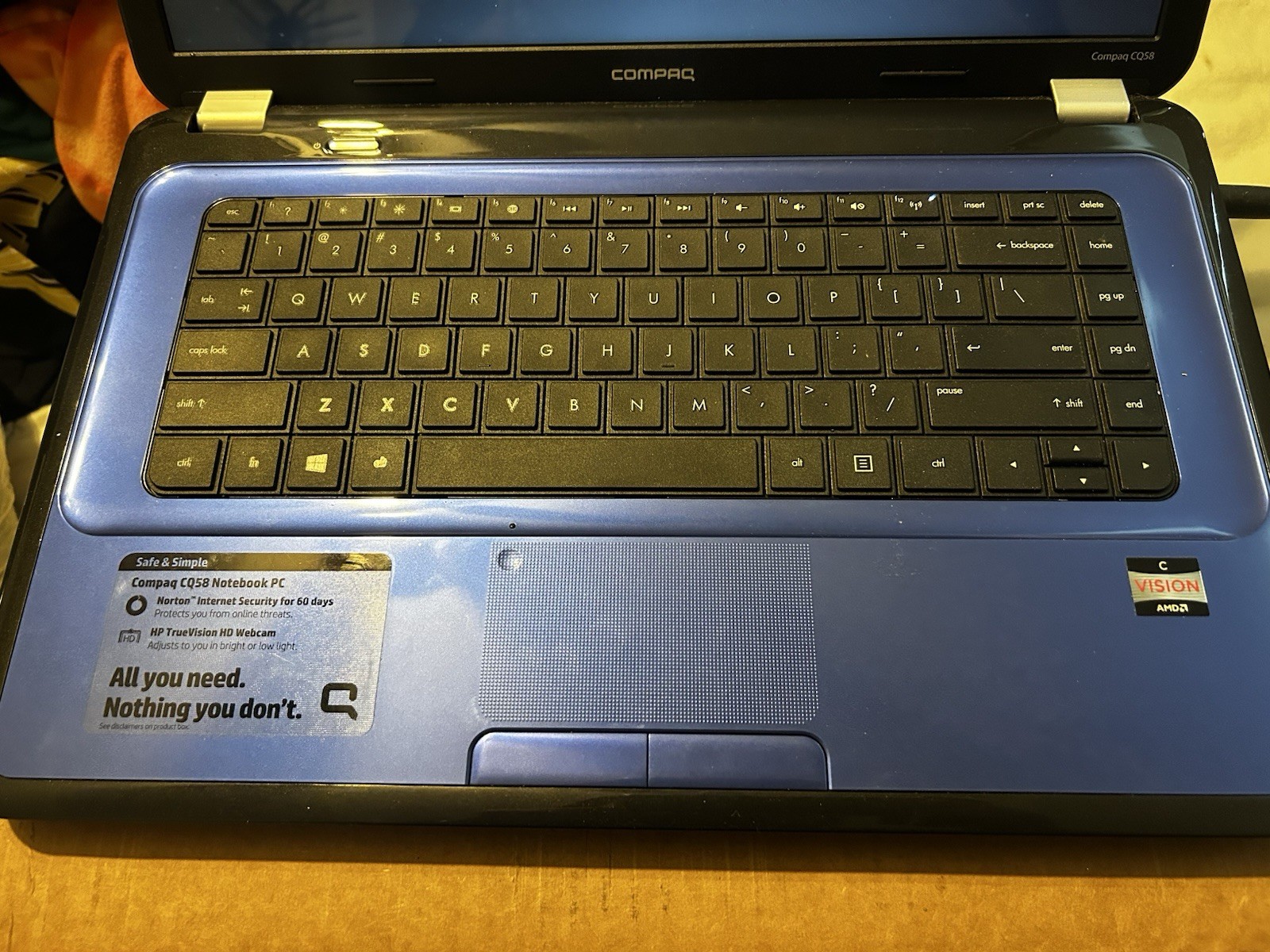 Compaq CQ58 15.6″ Blue Laptop AMD E1-1500 4GB RAM 500GB HDD Win 8 Charger