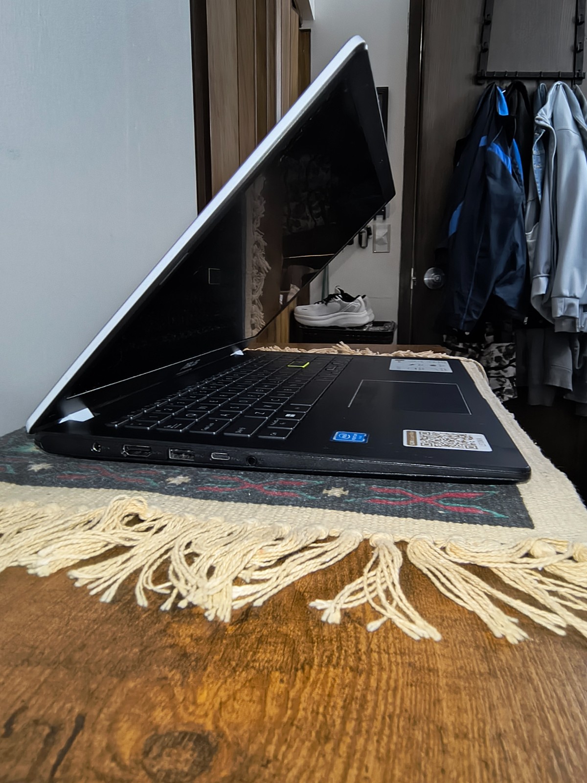 15.3″ ASUS L510M 4Core Pentium @1.1GHz 4GB 250GB NVMe SSD+128GB eMMC Wn11Hm BkLT