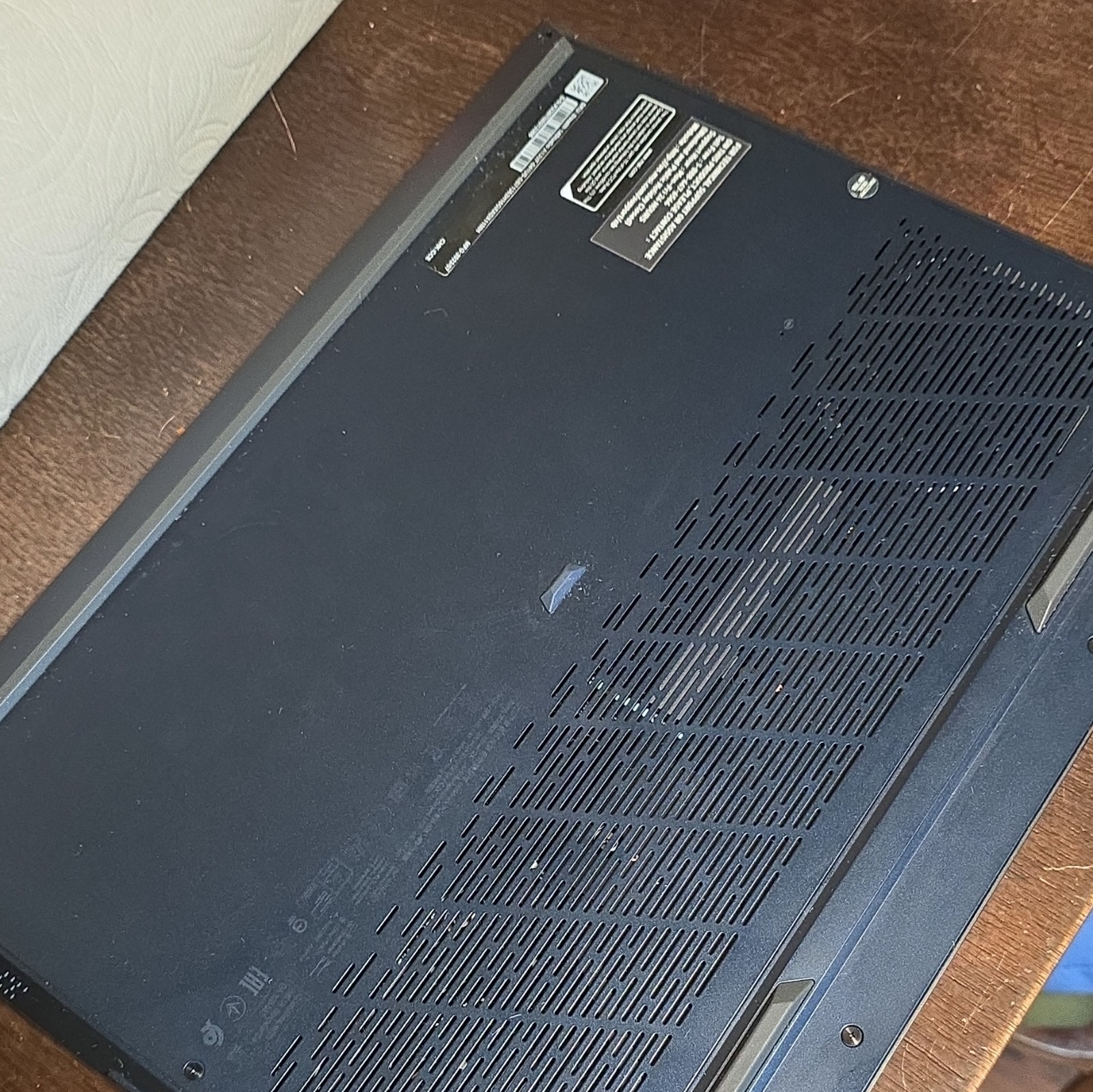 MSI Stealth 14 Studio A13V 14in i7 13th Gen 16GB RTX SSD Black