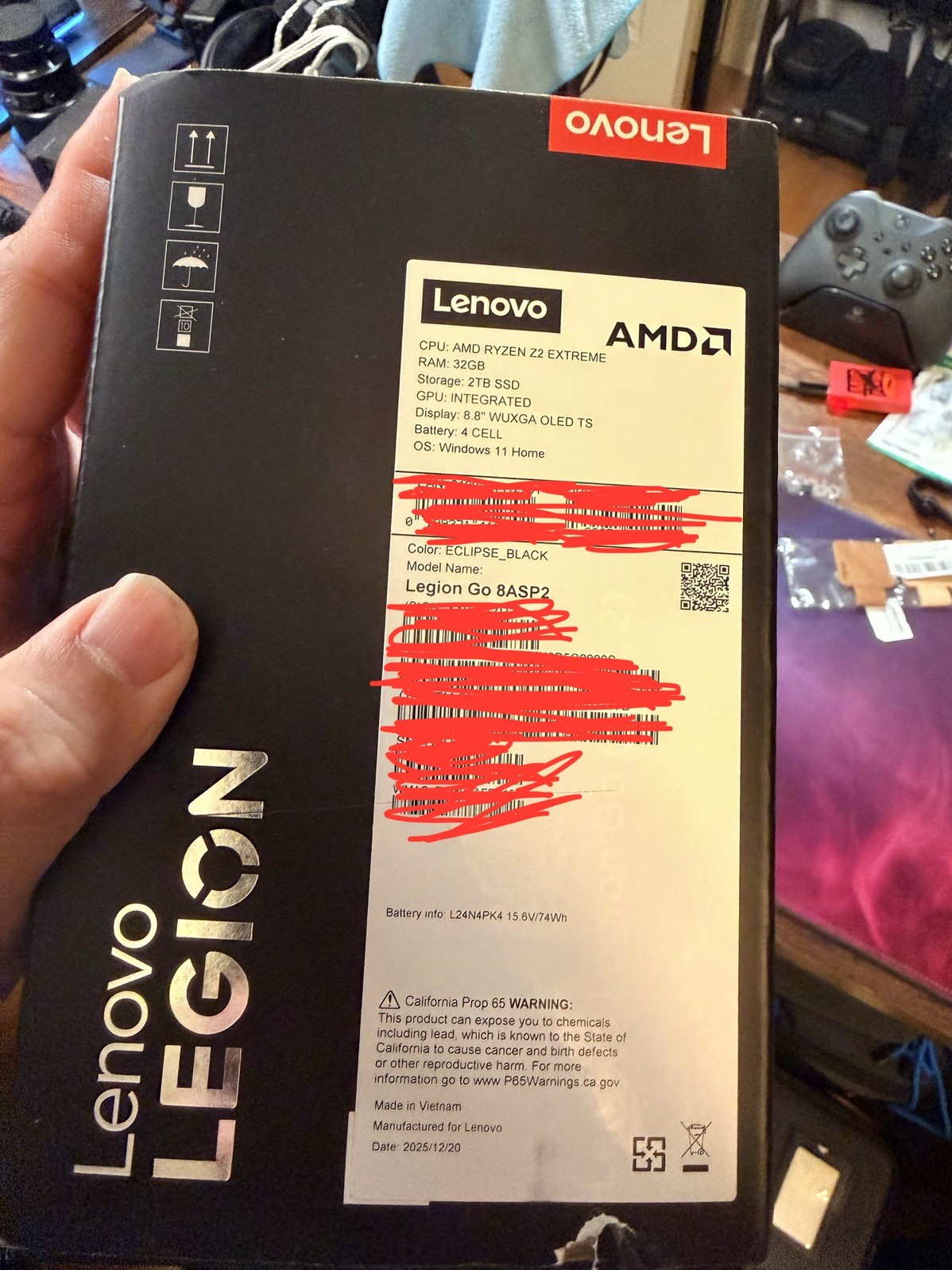 Lenovo Legion Go 2 Handheld Ryzen Z2 Extreme 32GB 2TB 8.8″ OLED 144Hz (MINT)