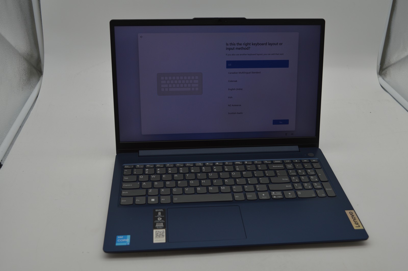 Lenovo IdeaPad Slim 3 15IRU8 Core i3-1315U 1.2GHz 8GB 256GB SSD PC1795049
