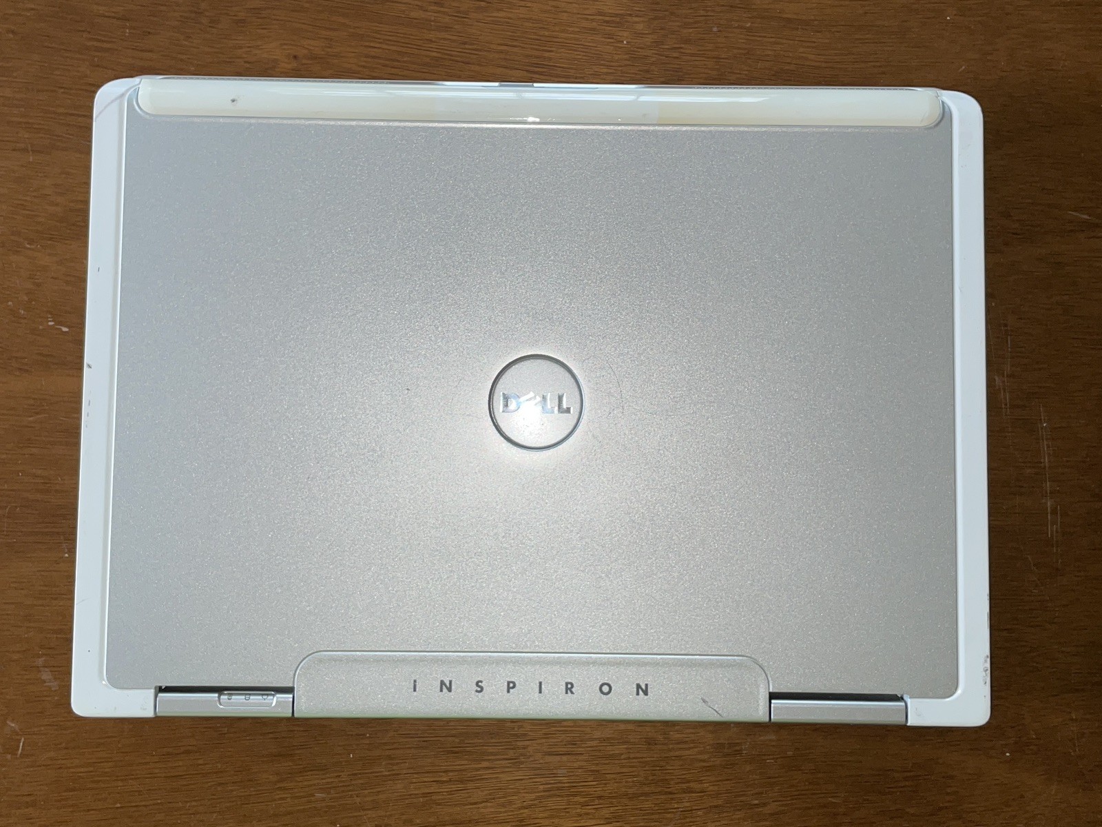 Dell Inspiron E1705 Retro Windows XP Computer w/batt, chrg. (SVC1)