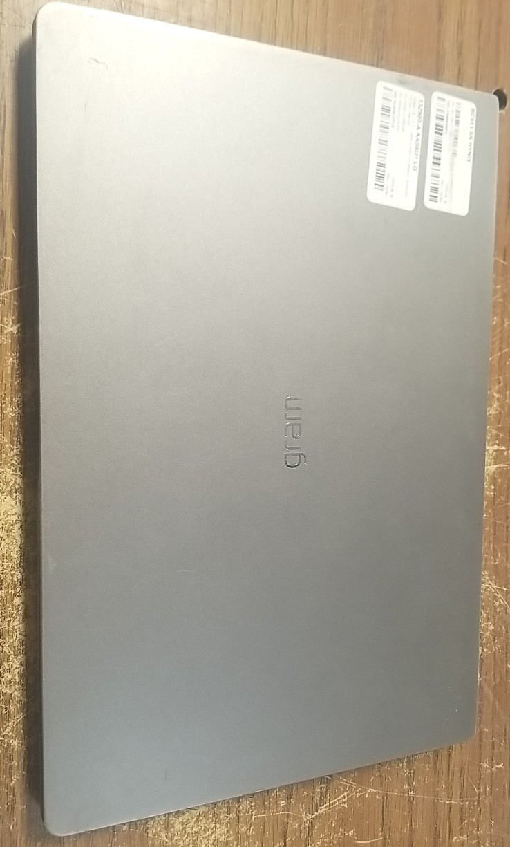 LG Gram 13Z980-A Laptop W/ i7-8550U 1.80GHz, 12GB, 256GB. *READ⬇️*