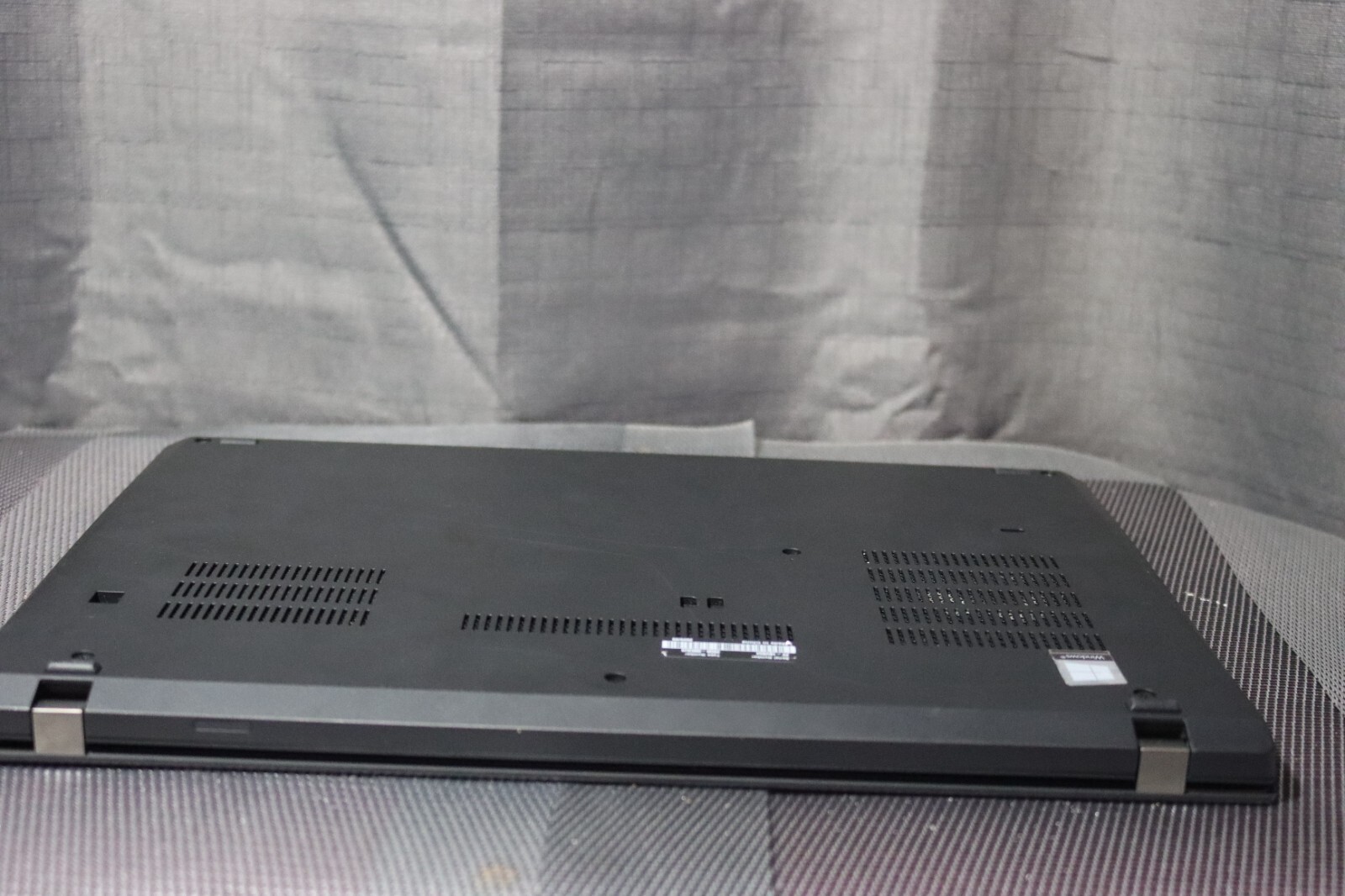 Lenovo Thinkpad T490 14 in (SSD,Intel Core i5 8th Gen.)