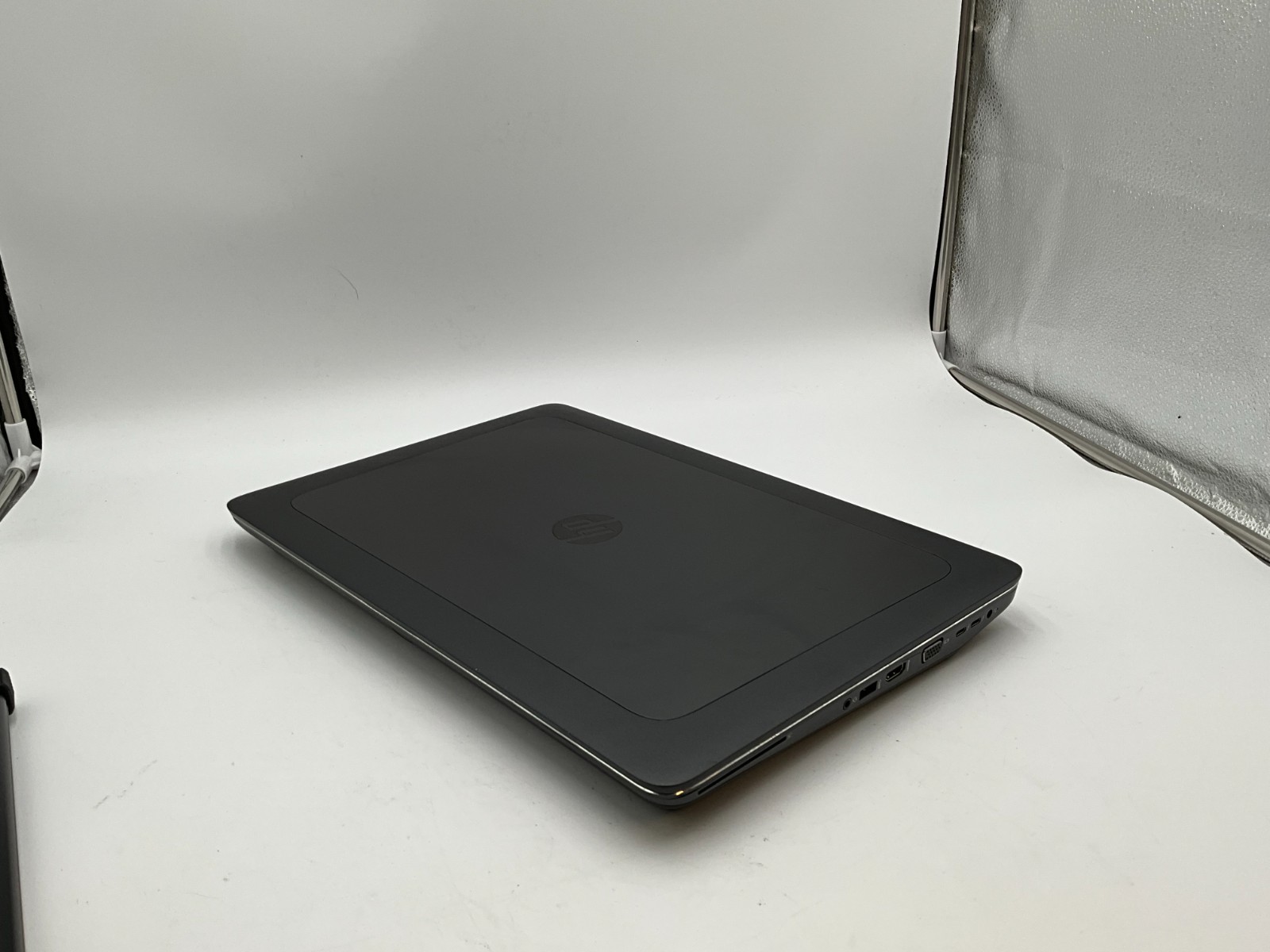 HP Zbook 17 G4 4UX98US i7-7820HQ 64GB 2x1TB P5000 WIN 11 LAPTOP CND8246NCK