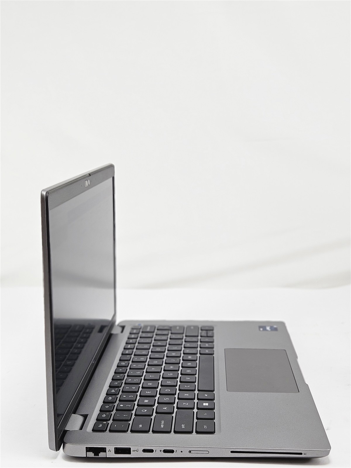 Dell 14″ Latitude 5440 Intel Core i5-1345U 16GB 256GB SSD Gray Laptop Iris Xe