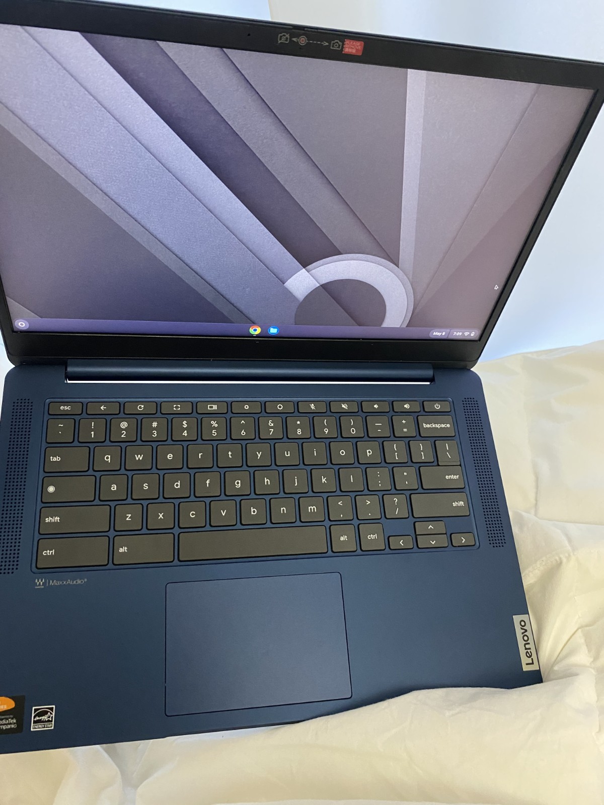 Lenovo IdeaPad Slim 3 Chromebook Laptop – 14″ Full HD Touchscreen Laptop