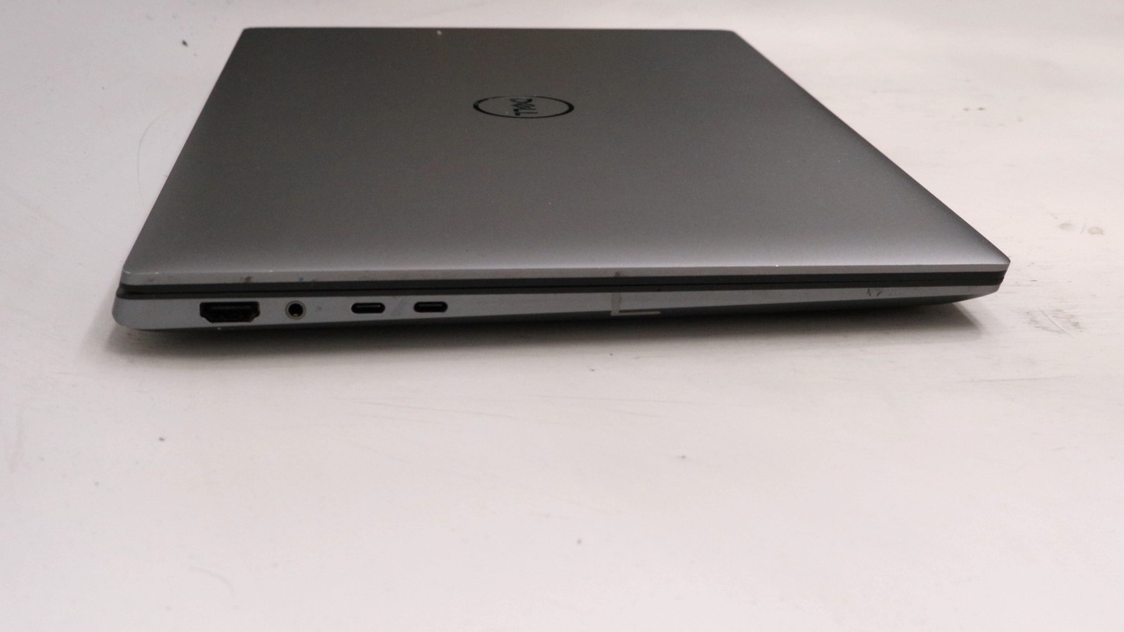 Dell Precision 5680 16″ i5-13600h 16GB 256GB – Very Good
