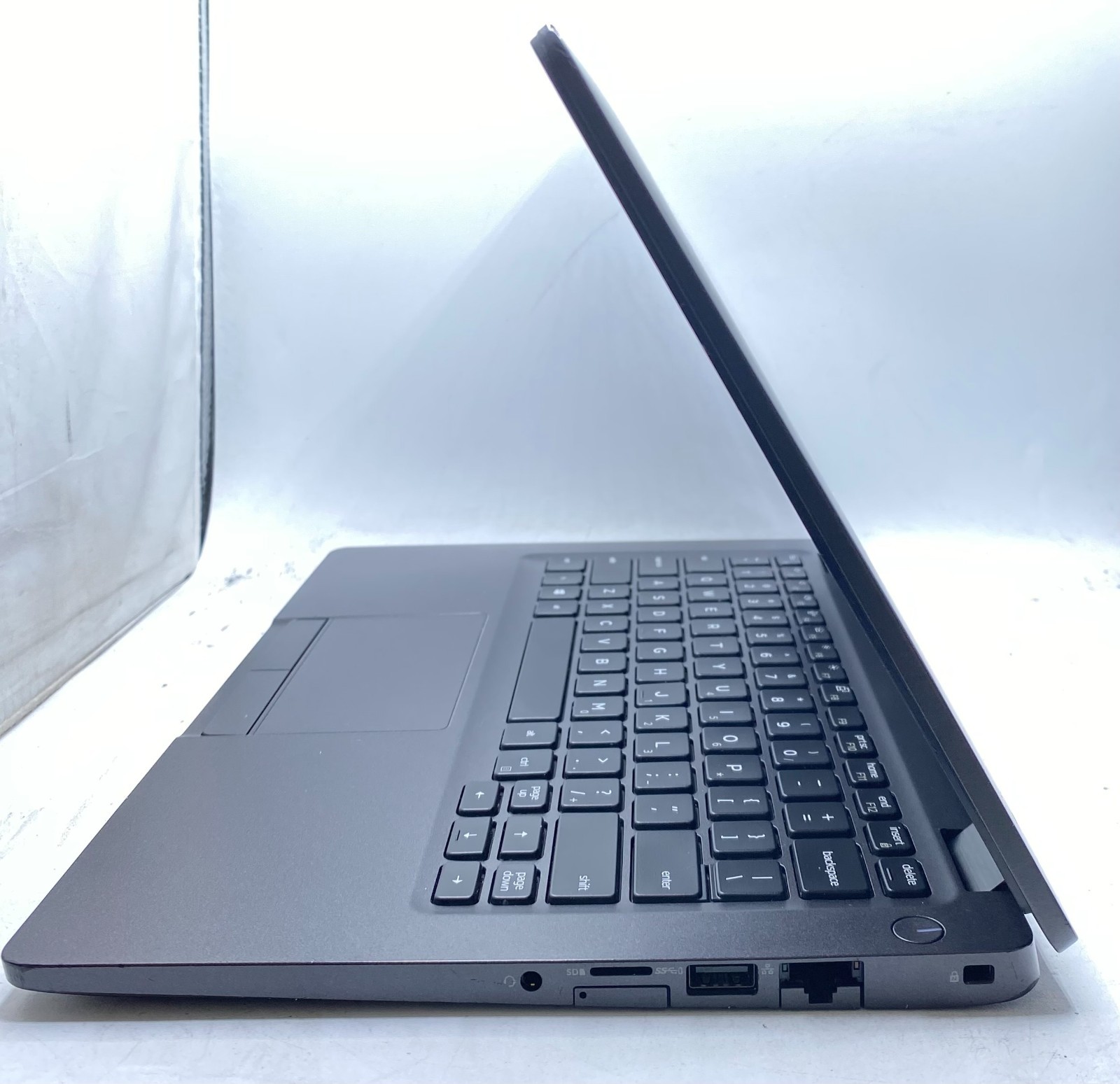 Dell Latitude 5300 13.3″ Laptop Intel Core i5-8365U 1.60GHz 8GB RAM 256GB SSD